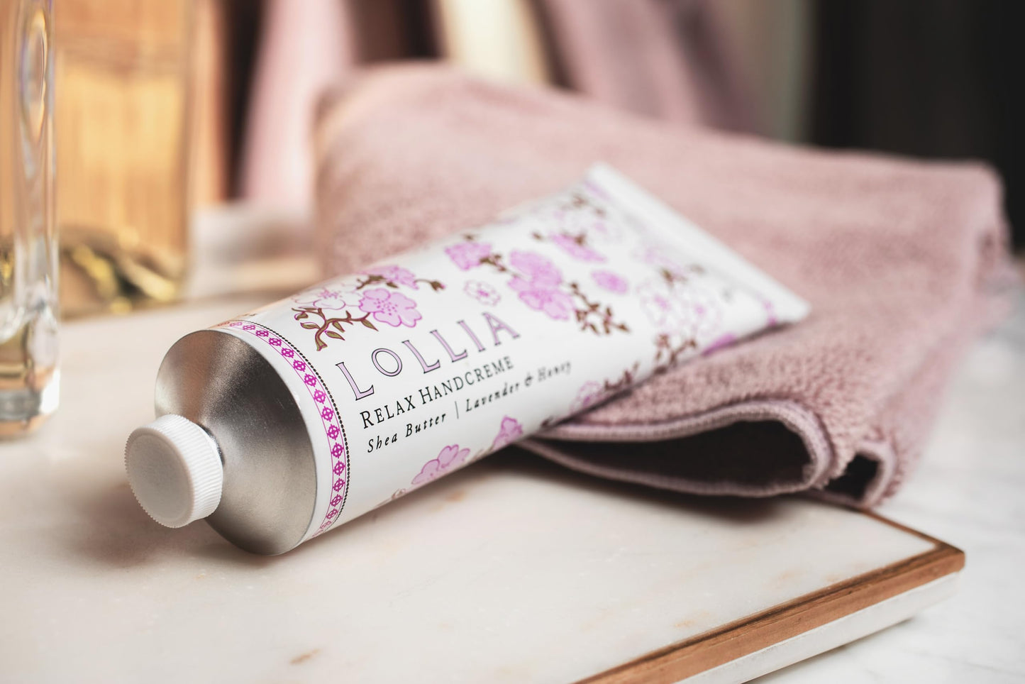 LOLLIA Relax Handcreme Bundle, 4 oz. & .33 oz. - Lavender & Honey - Scented Hand Cream for Women, Moisturizing Hand for Dry Hands, Shea & Cocoa