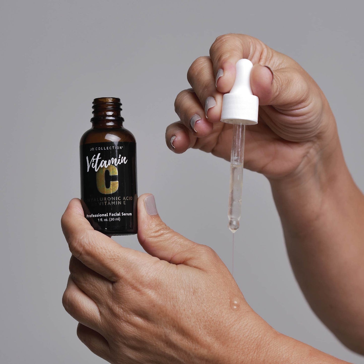 Vitamin C Serum with Hyaluronic Acid and Vitamin E | Thin serum quickly sinks into skin for a bright and glow finish | Boost Radiance | Softens fine