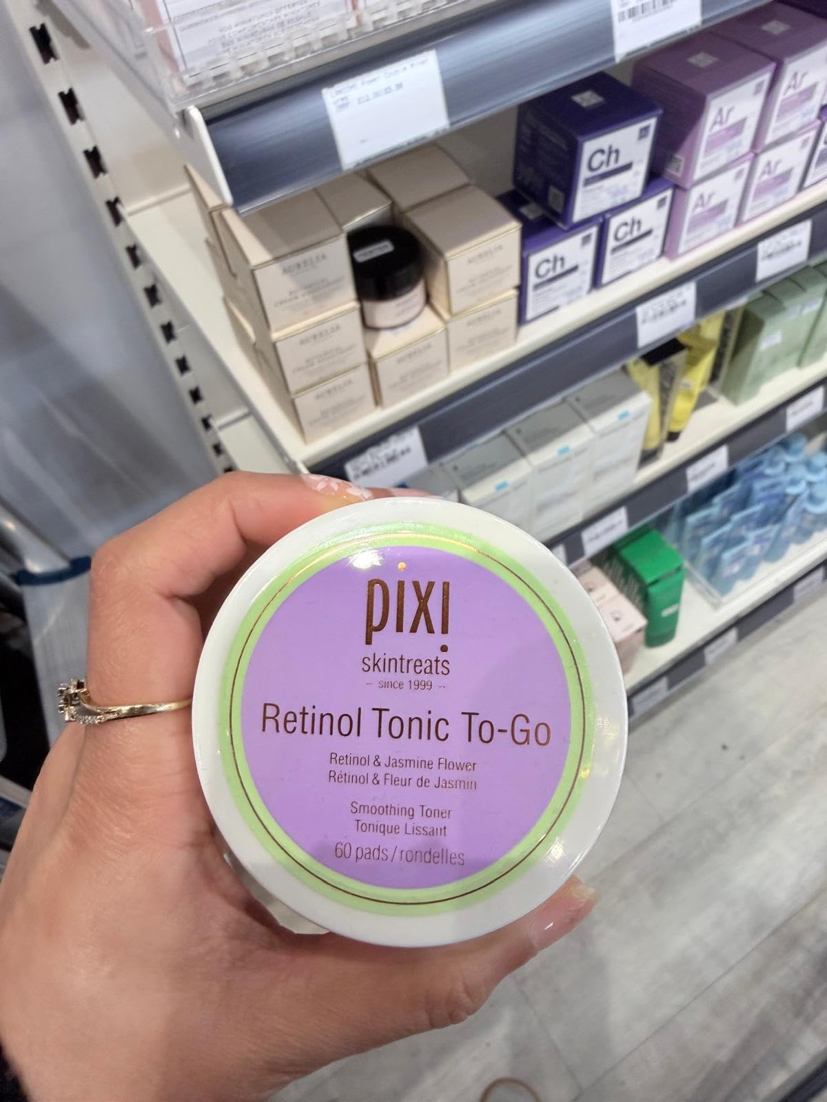 Pixi Vitamin-C Tonic to-Go, Brightening & Toning, Containing Vitamin-C & Probiotics, Boosting Skin Luminosity, Alcohol-Free Daily Balancing Toner Pads