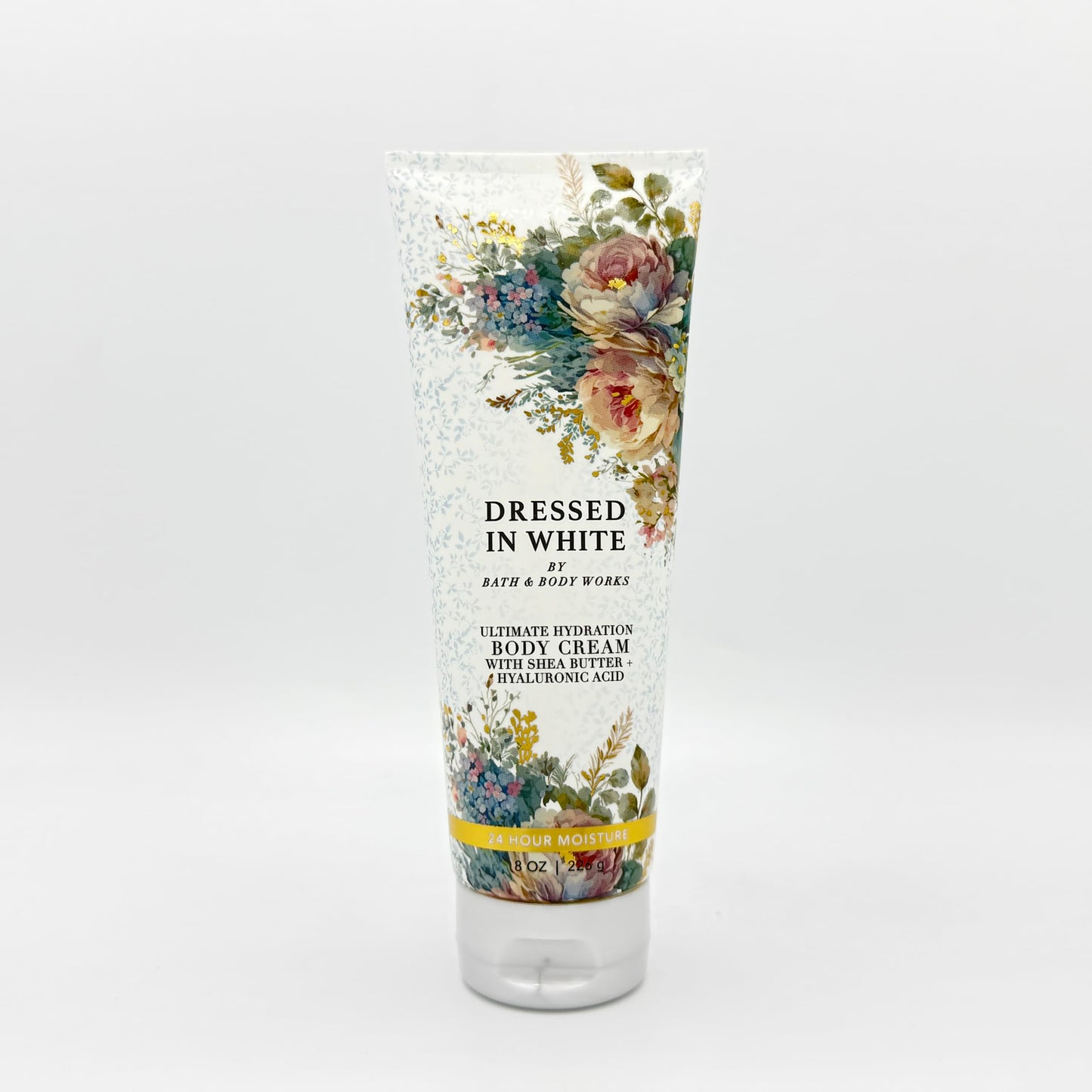 Bath & Body Works Dressed in White 3-Piece Set | Includes: Fine Fragrance Mist, Body Wash and Ultimate Hydration Body Cream Beauty & Personal Care Bath & Body Works