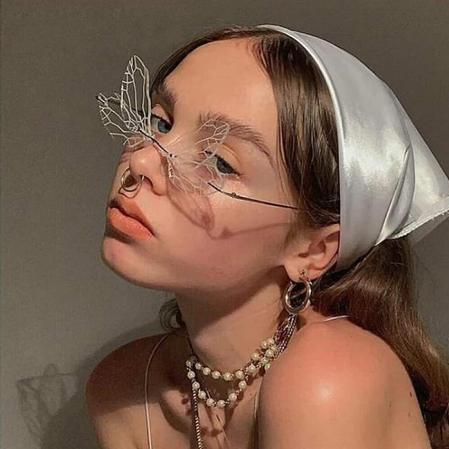 Fashion Rimless Dragonfly Wing Sunglasses Women Vintage Clear Ocean Lens Eyewear Men Pink Yellow Sun Glasses Shades UV400 (white)