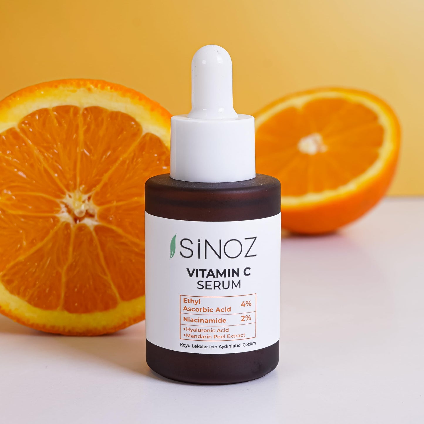 Sinoz Vitamin C Brightening Face Serum | With Hyaluronic Acid & Vitamin C%4 + Niacinamide%2 | Evens Skin Tone, Fades Dark Spots & Fine Lines