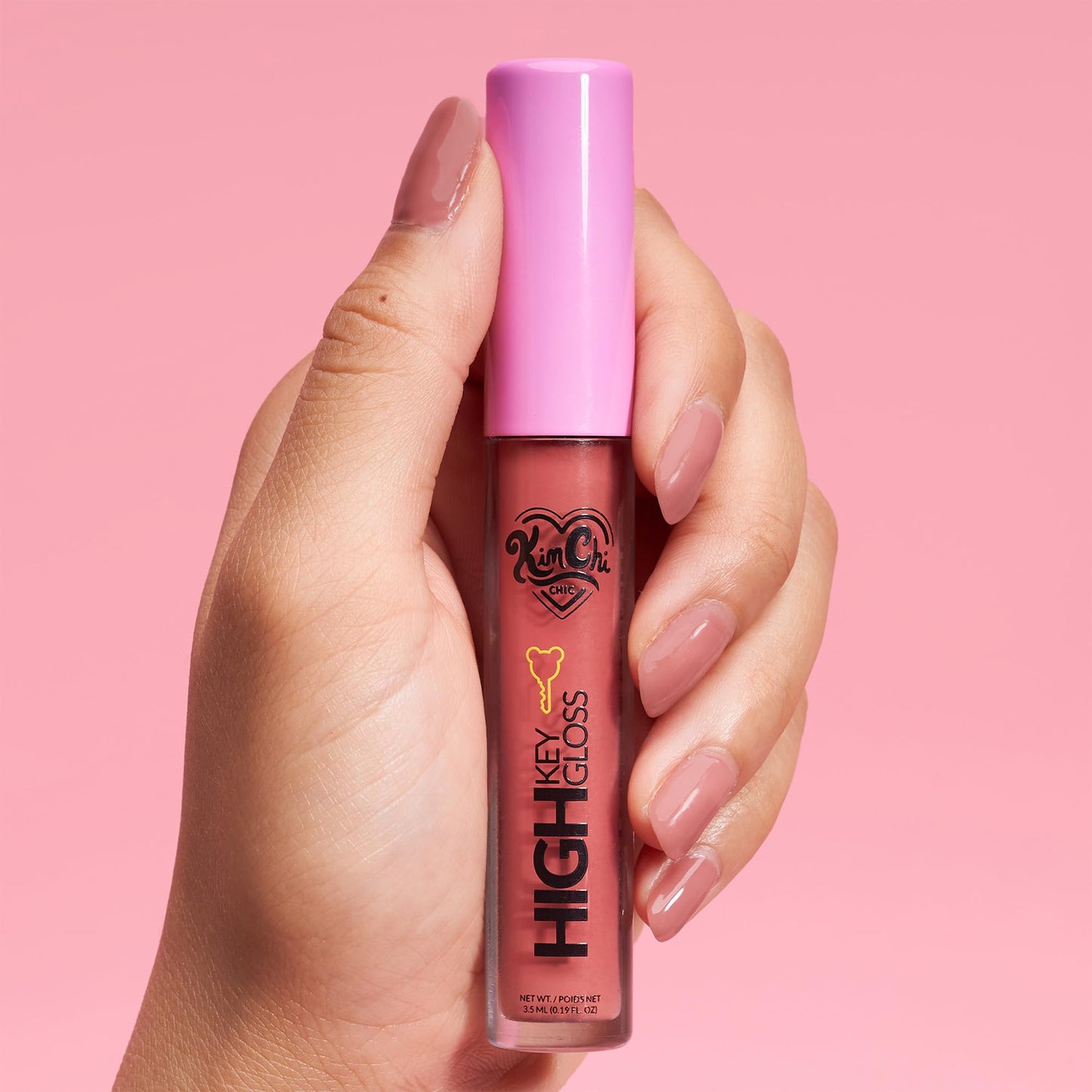 Kimchi Chic High Key Gloss, High-Shine Lip Gloss Helps Illuminate Your Look and Face, Non-Sticky, Pink With Deep Peach Undertone, 09 Soda Pop, 3.5ml