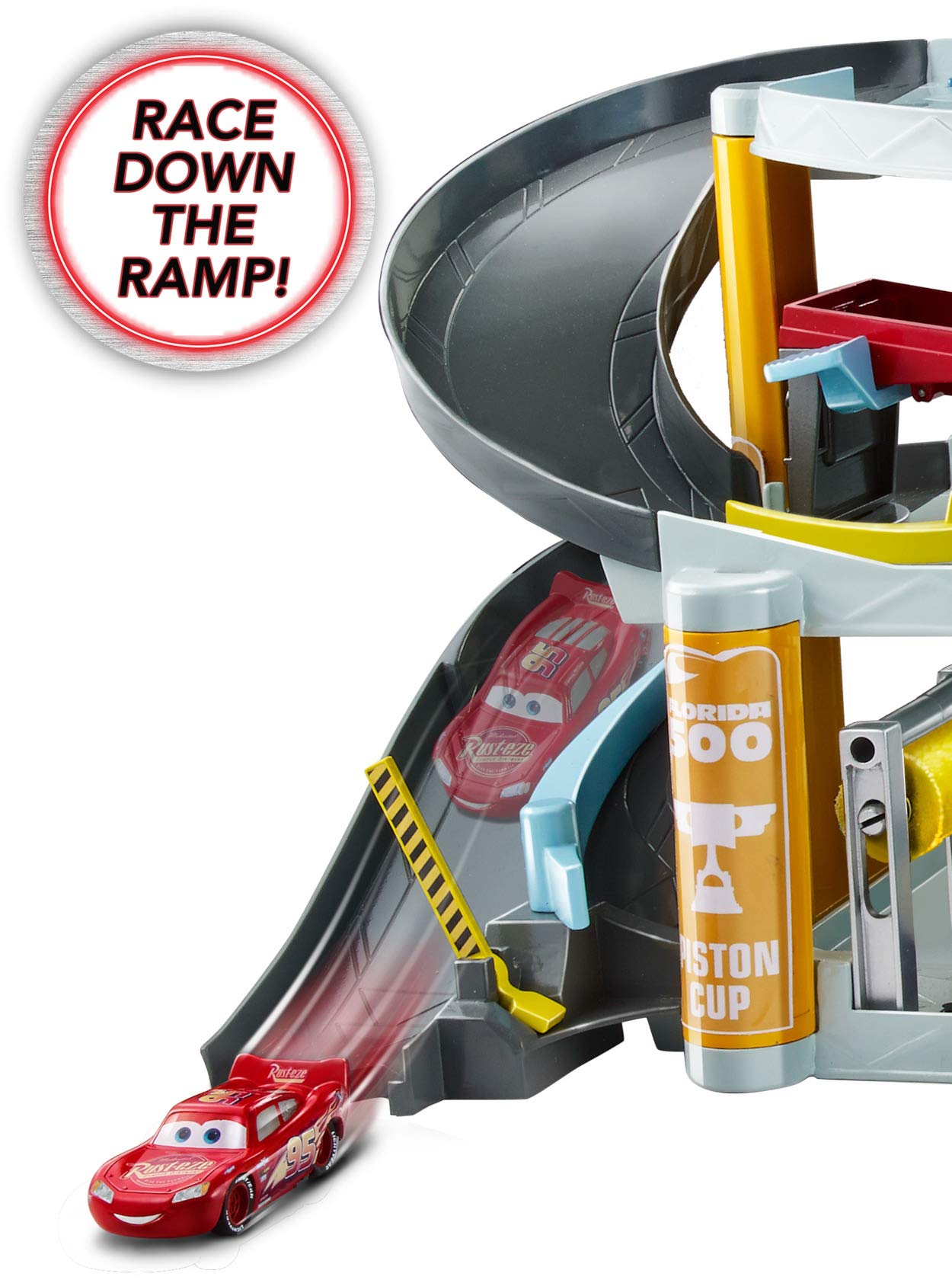 Mattel Disney and Pixar Cars Garage Playset with Lightning McQueen & Cruz Ramirez Toy Cars, Florida Speedway Mega 3-Level Garage