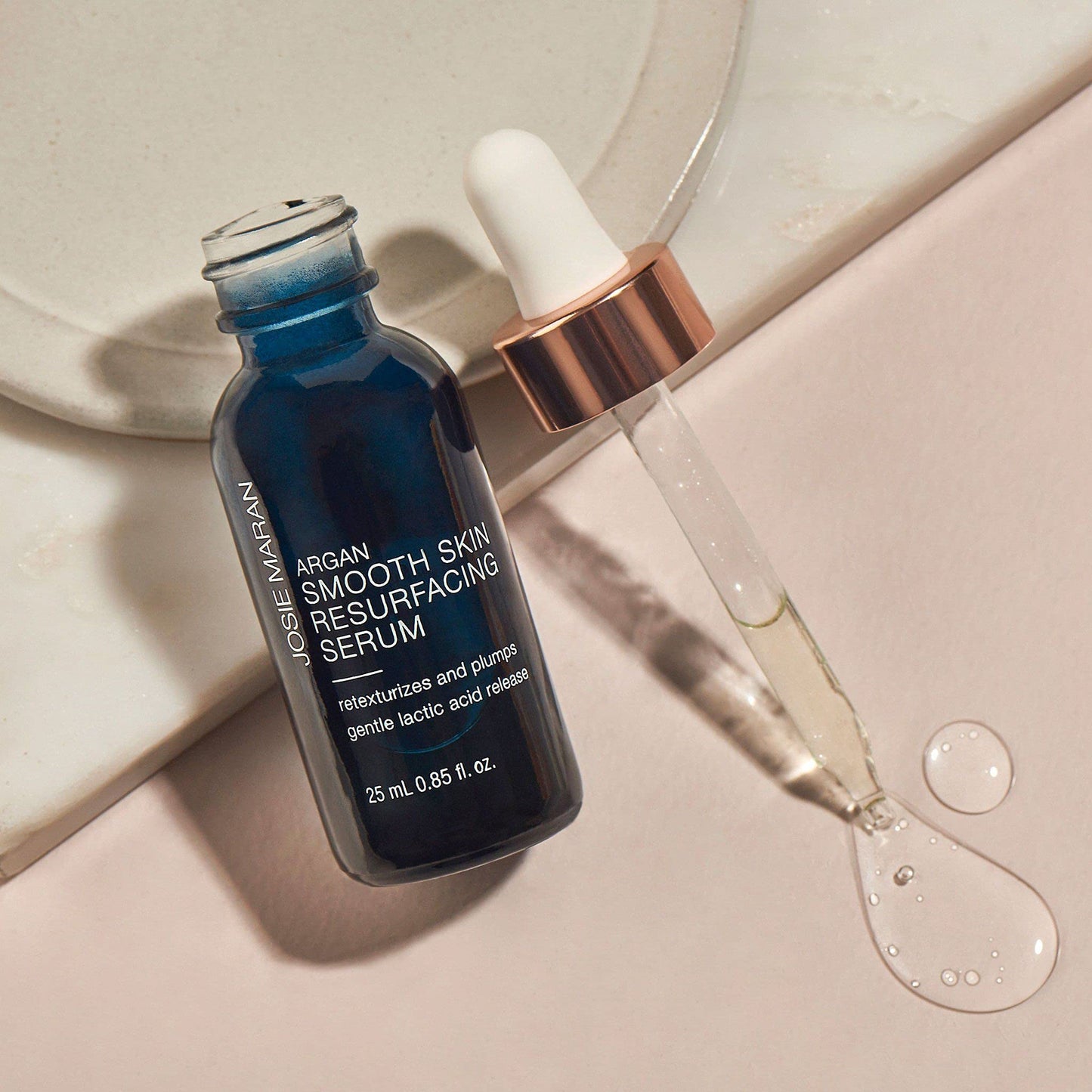 Josie Maran Argan Smooth Skin Resurfacing Serum - Visably Smoother Complexion (25 mL | 0.85 fl. oz.)