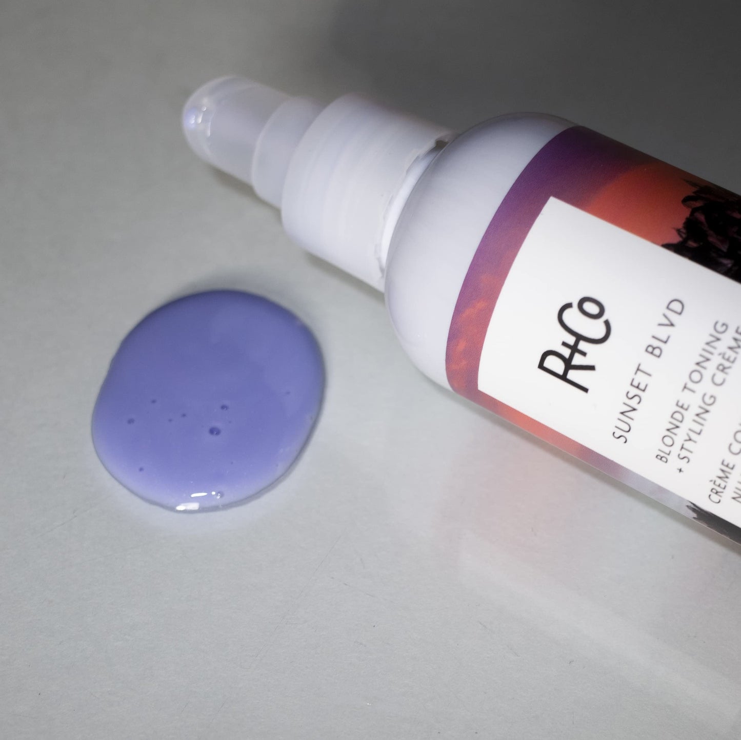 R+Co Sunset Blvd Blonde Toning Styling Crème | Toning + Hydrated Styling Crème For Blonde and Gray Hair | Vegan + Cruelty-Free | 4.2 Oz