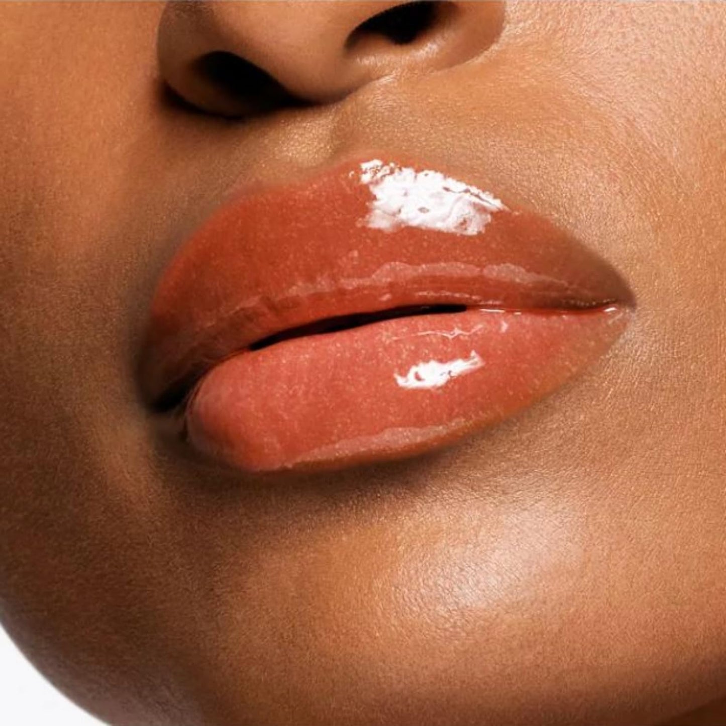 Tom Ford Soleil Neige Gloss Luxe Lip Gloss Limited Edition 17 Peak Flush (Shimmering peach) - .19 fl oz / 5.5 mL