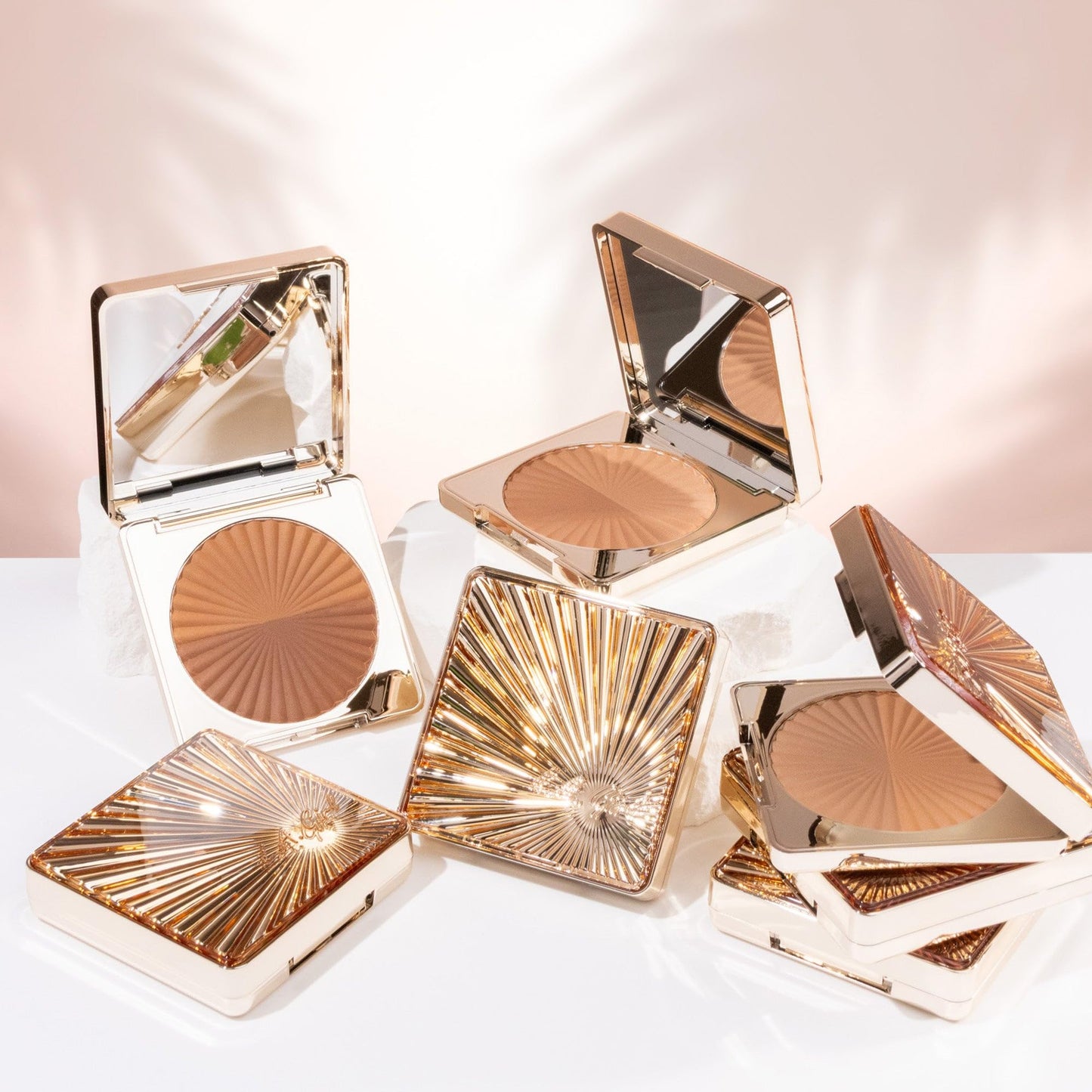 L.A. Girl Bronzer & Highlighter, Shadowplay (Light/Medium) GFP686