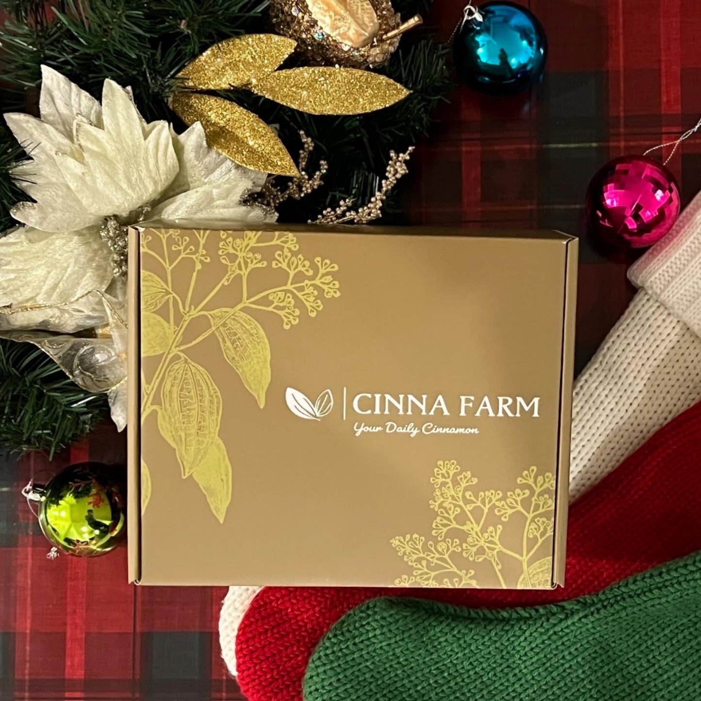 Haircare gift set for Xmas, Valentine's day, Mother's day, Birthday. No artificial fragrance, fulfates and silicones free, natural ingredients, color