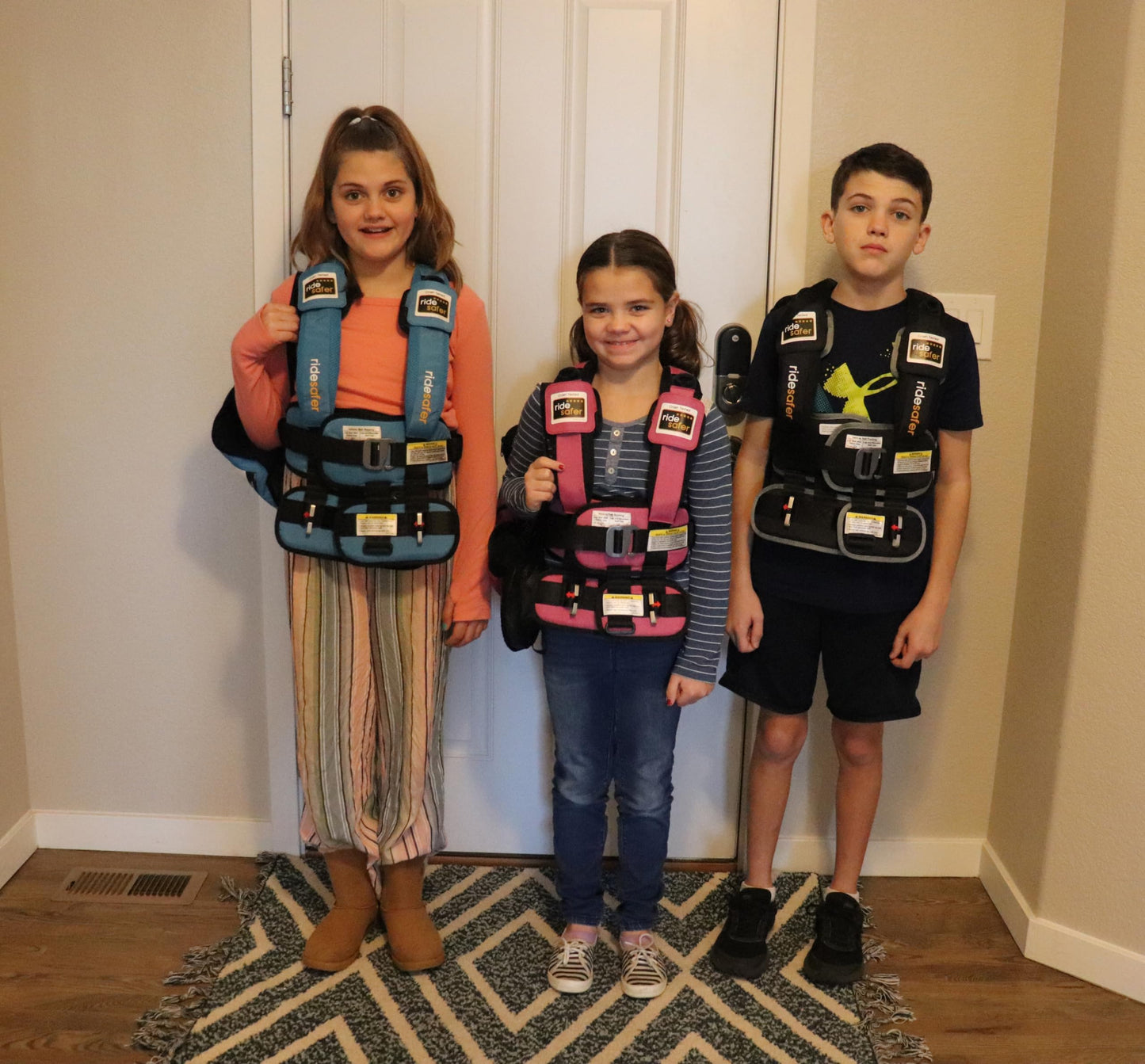 RideSafer - Small Black, Lightweight, Compact, Portable Car Seat - Perfect for Travel and Everyday Child Safety