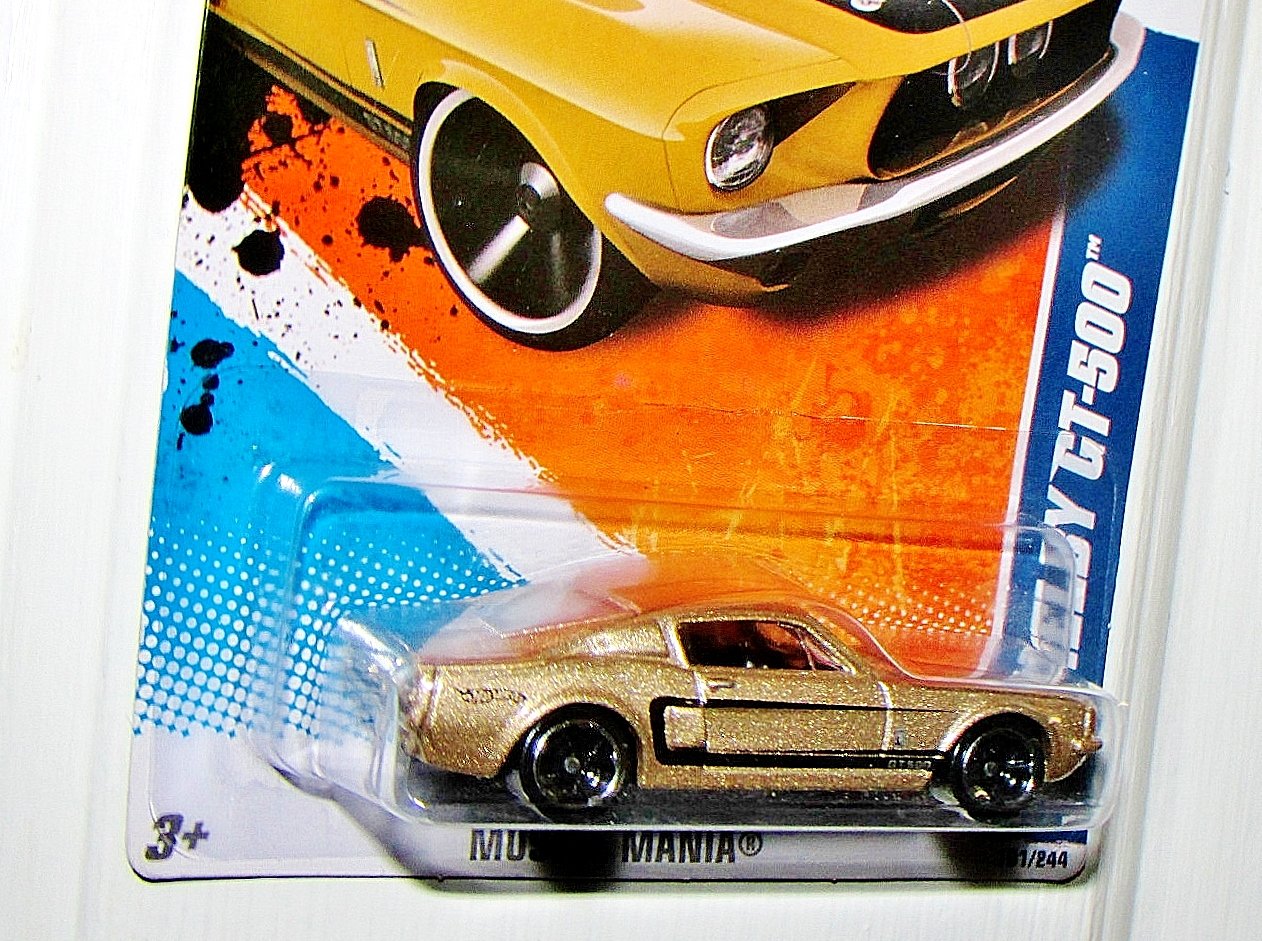 HOT WHEELS 2011 MUSCLE MANIA 1/10 GOLD '67 SHELBY GT-500 101/244