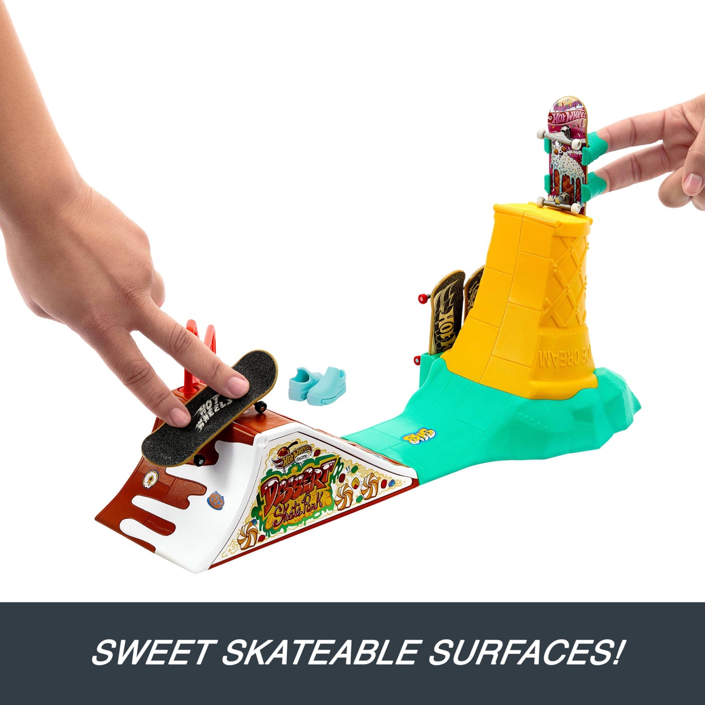 Hot Wheels Skate Fingerboard Playset with 1 Exclusive Finger Skateboard & Pair of Removable Skate Shoes, Dessert-Themed with Built-in Storage