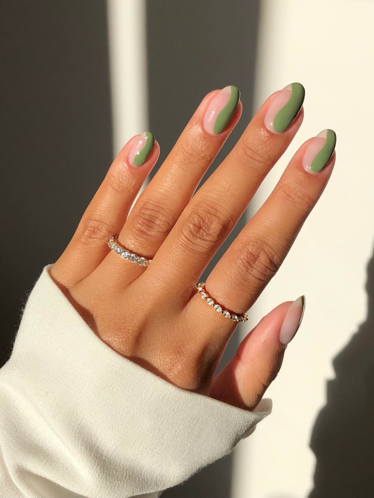 ella+mila In a Rush - Fast Dry Top Coat Nail Polish - Quick Dry Clear Nail Polish with High Gloss Shine - Long Lasting Top Coat - No UV Light Needed