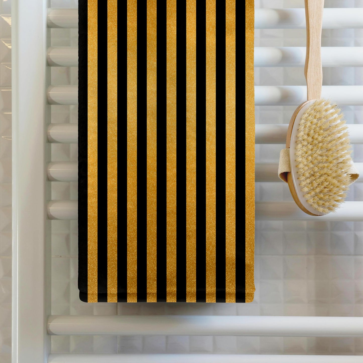 3D Rose TWL_239967_1 Glam Gold & Black Stripes Towel, 15" x 22"