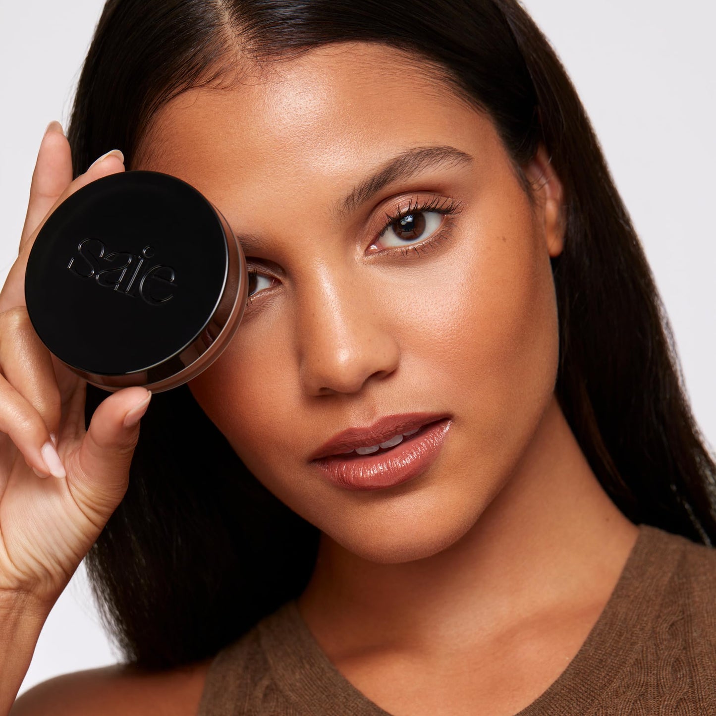 Saie Sun Melt Cream Bronzer - Buildable Balm Face Bronzer for Effortless Sculpting - Cream Contour Enriched with Vitamin C, Nourishing Skincare