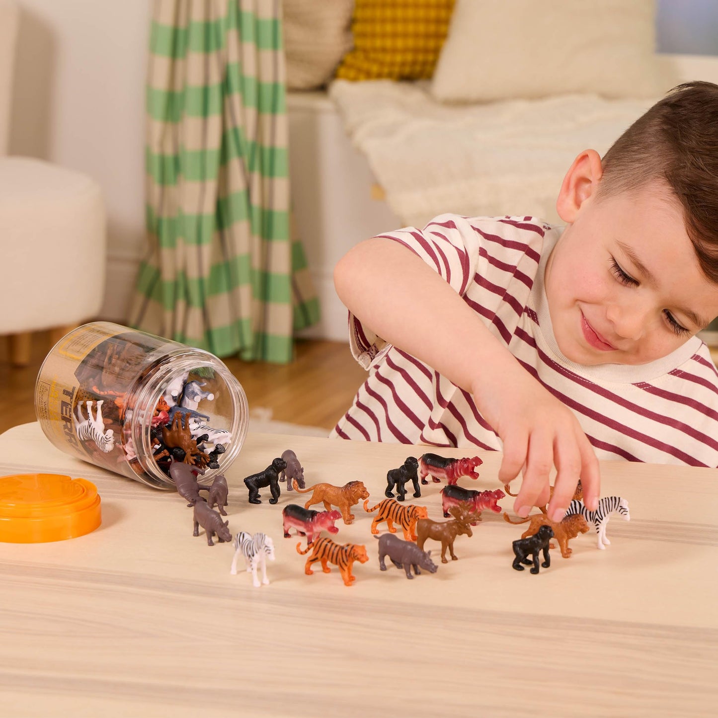 Terra by Battat 60 Pcs Wild Creatures Tube – Mini Animal Figurines with Lion, Tiger, Hippo, Bear & More – Safari Educational Toys for Kids 3+