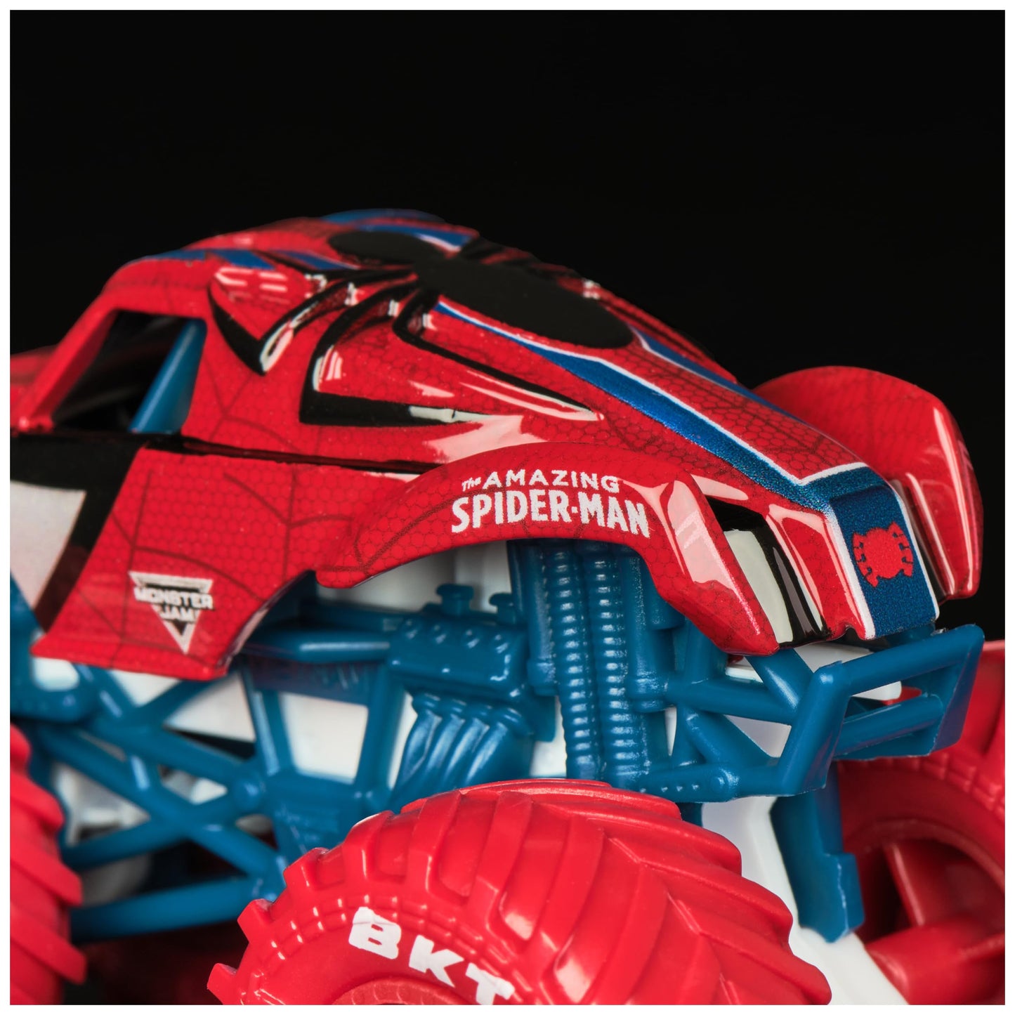 Monster Jam, Marvel Official Spider-Man Vs. Black Panther Die-Cast Monster Trucks, 1:64 Scale, Kids Toys for Boys and Girls Ages 3 and up