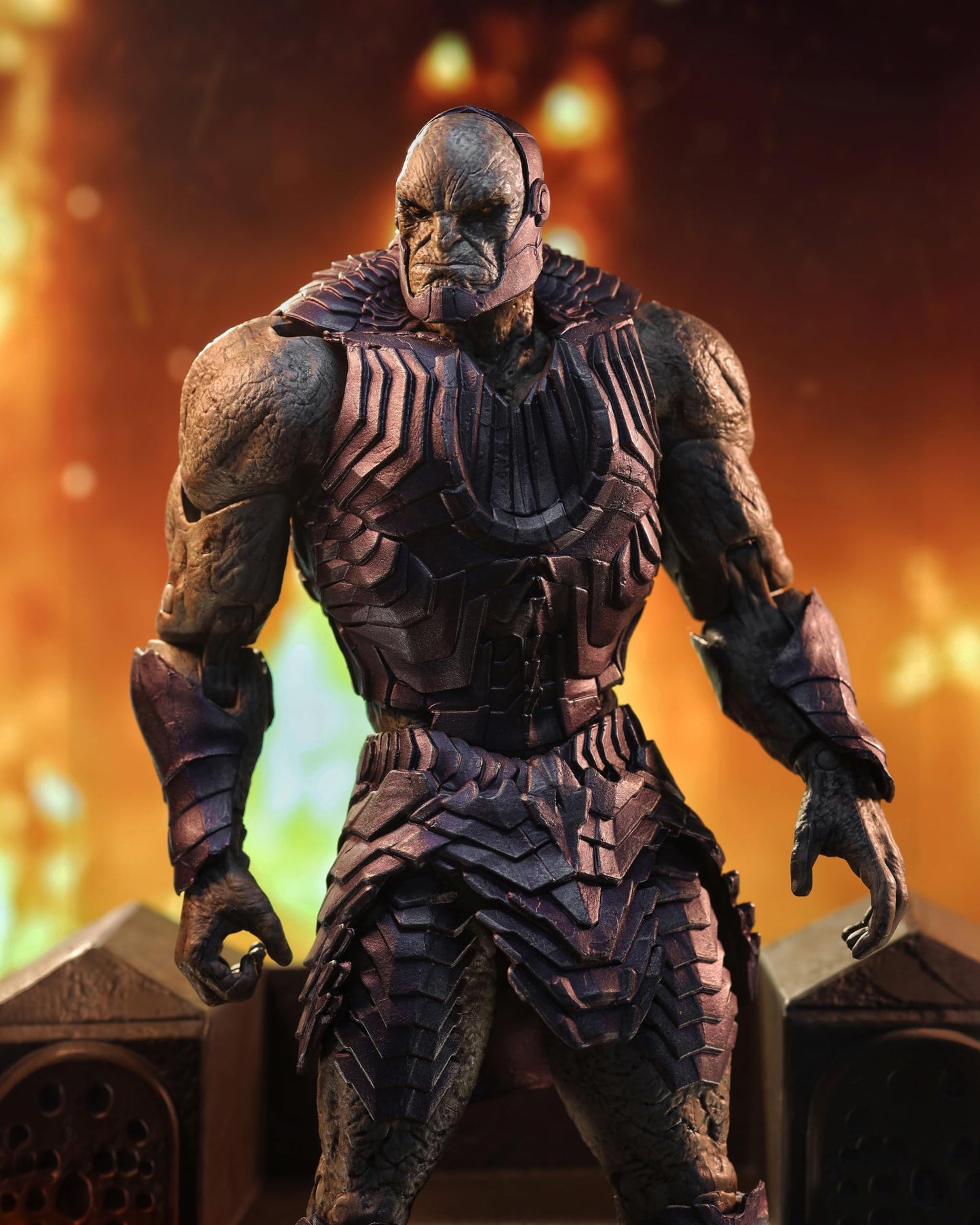 McFarlane DC Theatrical Deluxe 7IN WV1 Action Figure 2