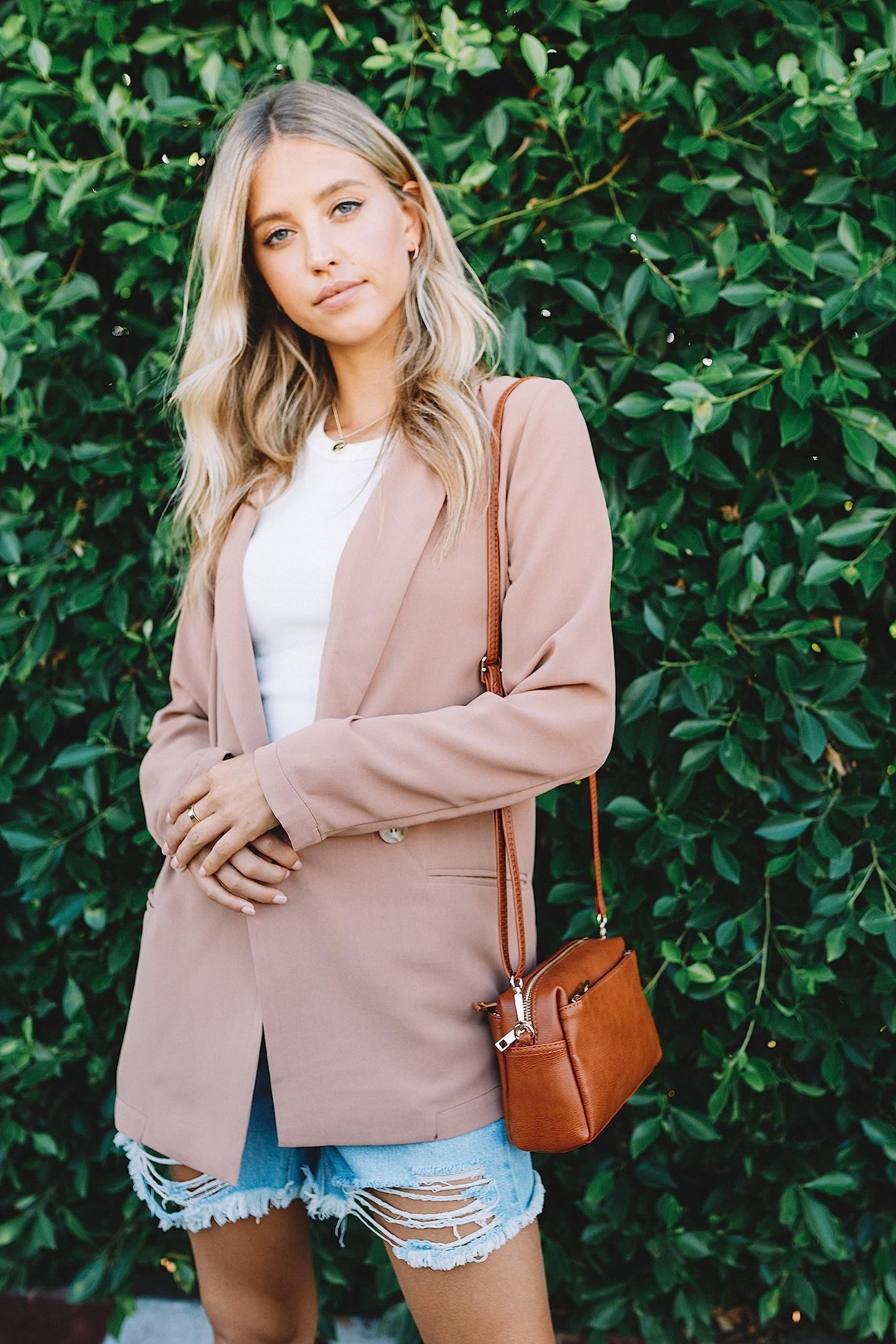 FashionPuzzle Small Triple Zip Crossbody Bag (Black)