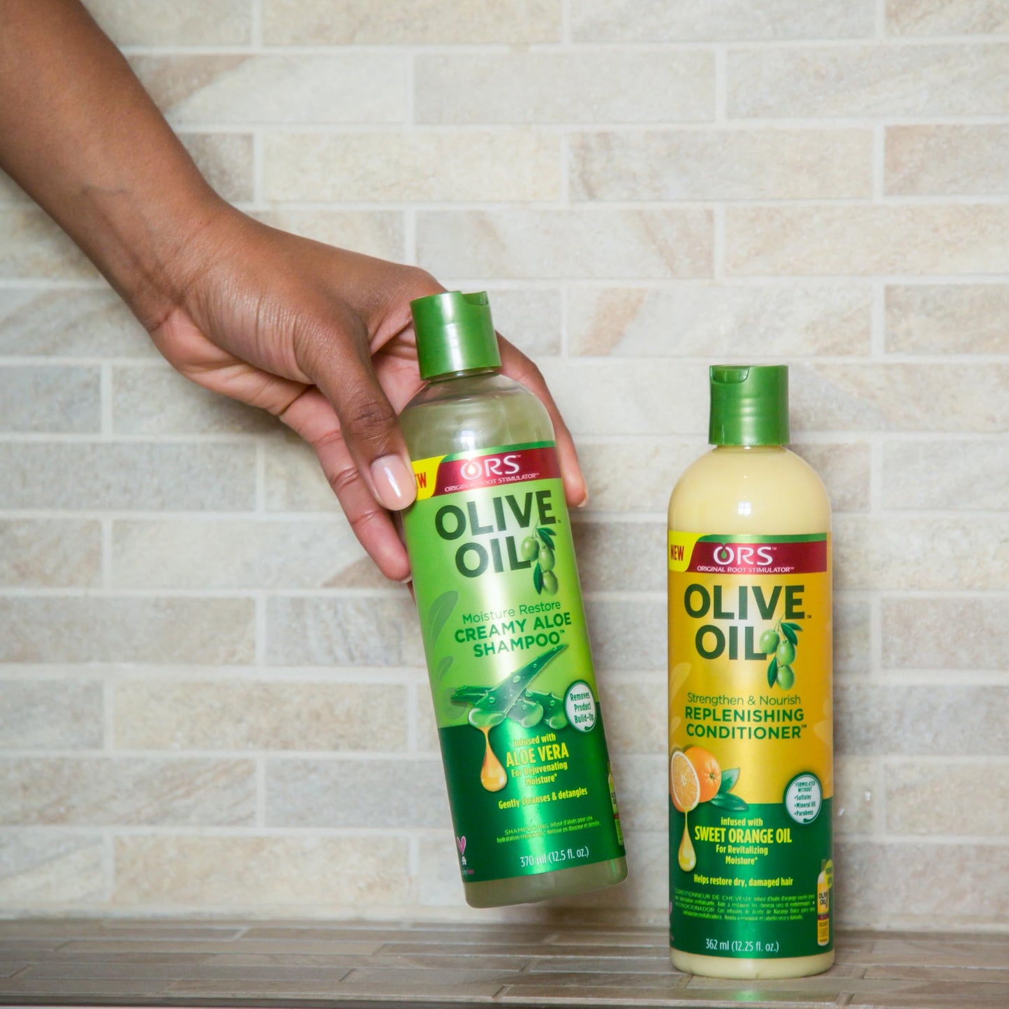 ORS Olive Oil Creamy Aloe Shampoo & Replenishing Conditioner with Orange & Aloe Vera 2 Piece Set