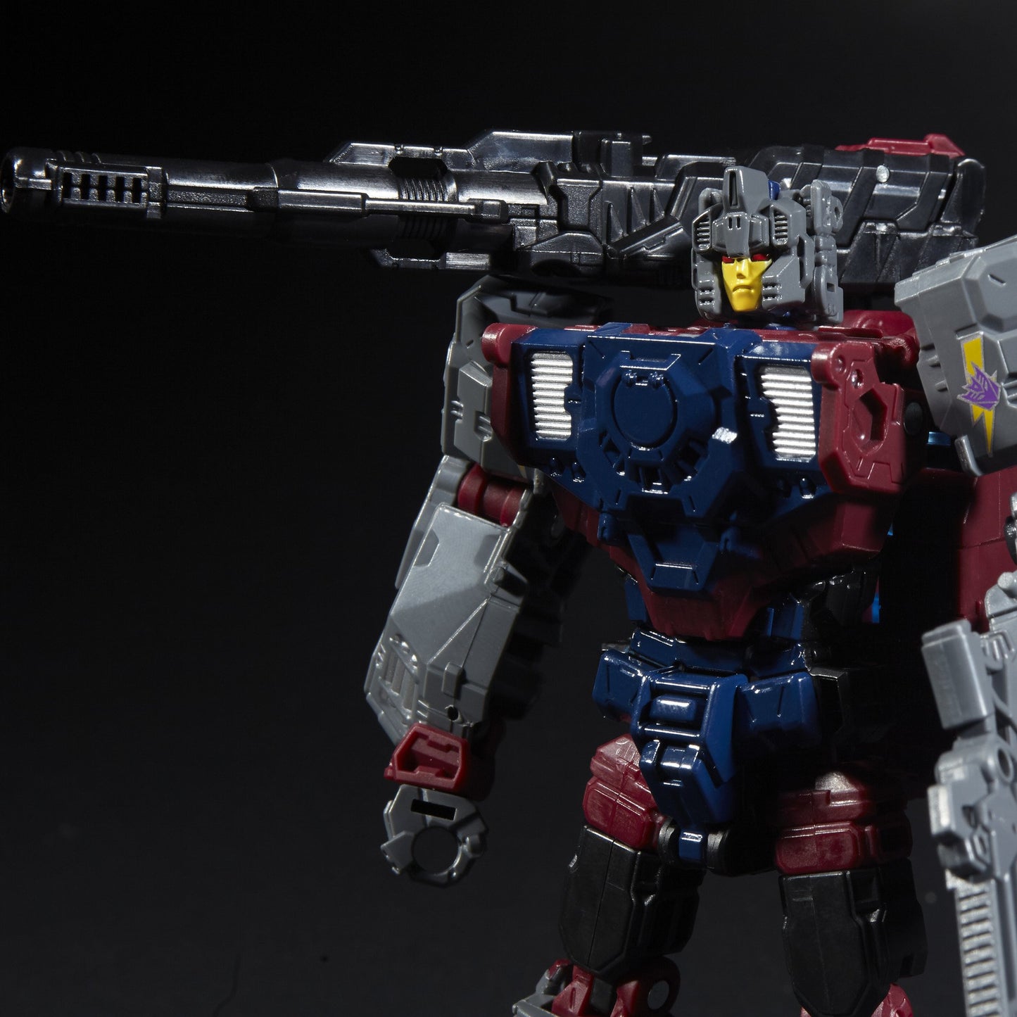 Transformers Generations Titans Return Decepticon Quake and Chasm