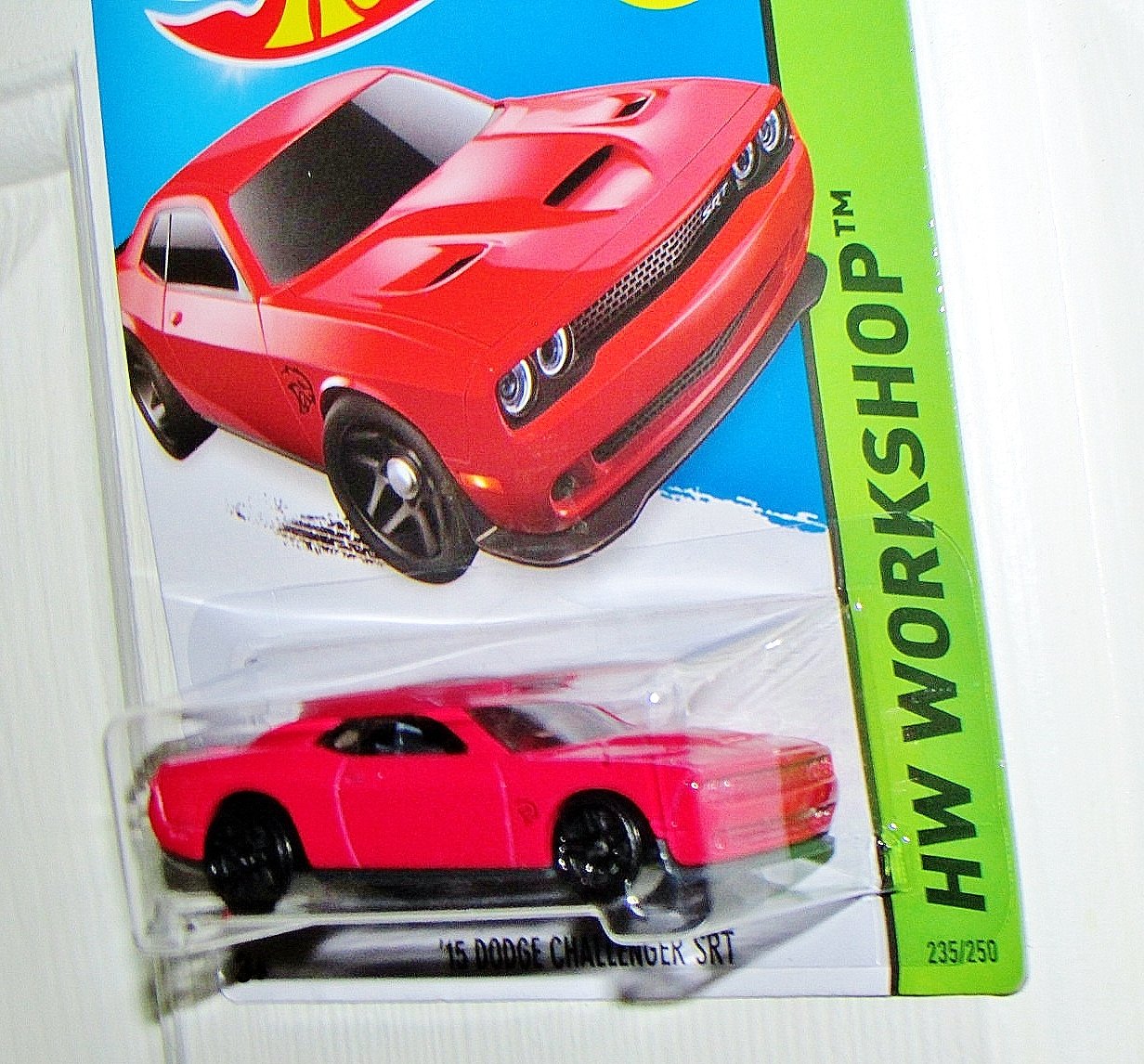 Hot Wheels 2015 HW Workshop Dodge Challenger SRT Hellcat Hell Cat Red