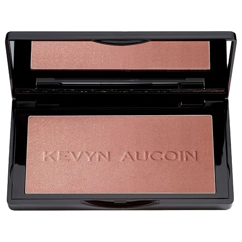 Kevyn Aucoin The Neo-Bronzer, Dusk Medium: 3 in 1 makeup palette. Highlighter, blush & bronzer in one smooth gradient makeup compact. Shimmer & matte