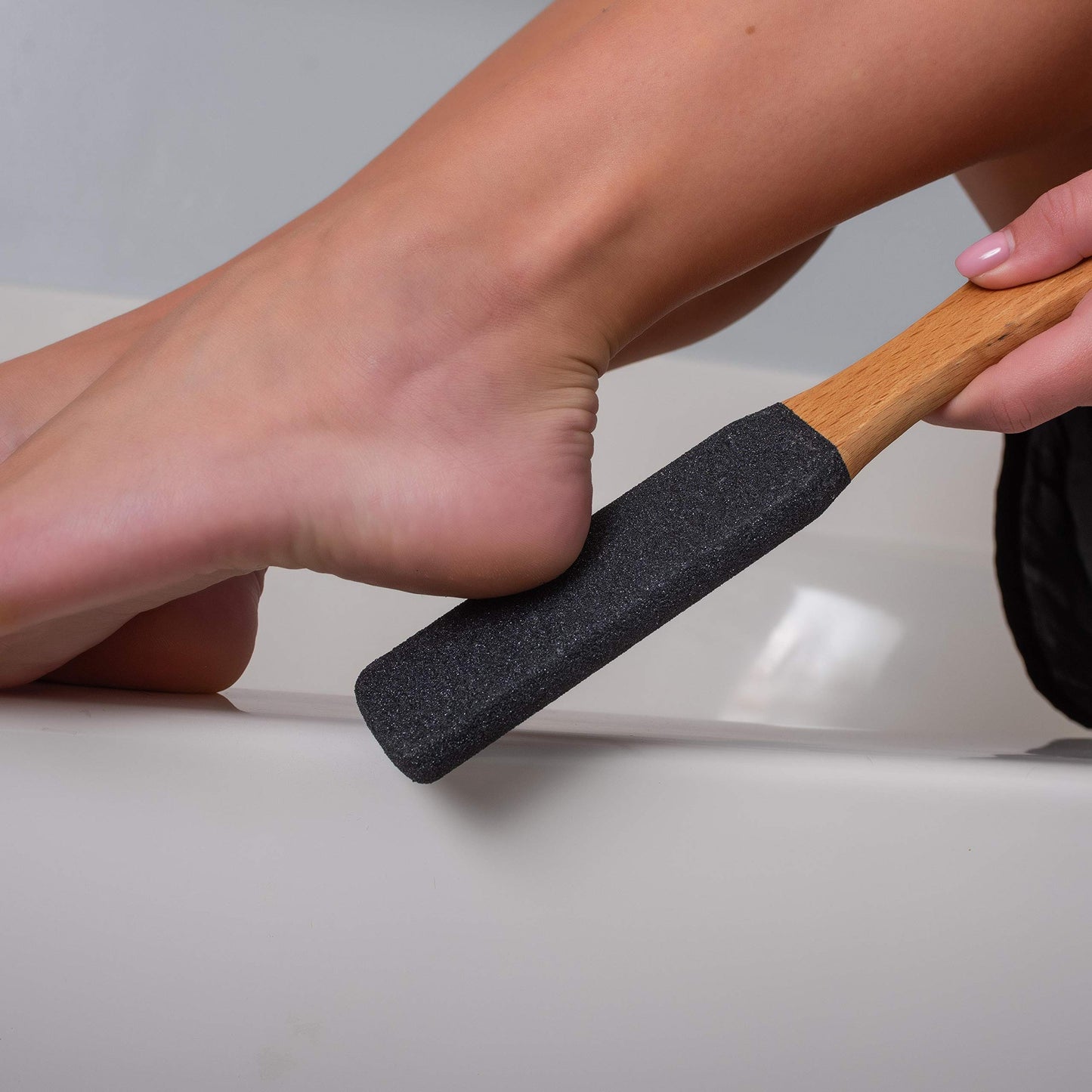 GranNaturals Wooden Foot File - Corn and Callus Remover for Feet - Dead Skin Exfoliator, Sander, Scrubber Filer Pedicure Rasp Tool for Wet + Dry Emery
