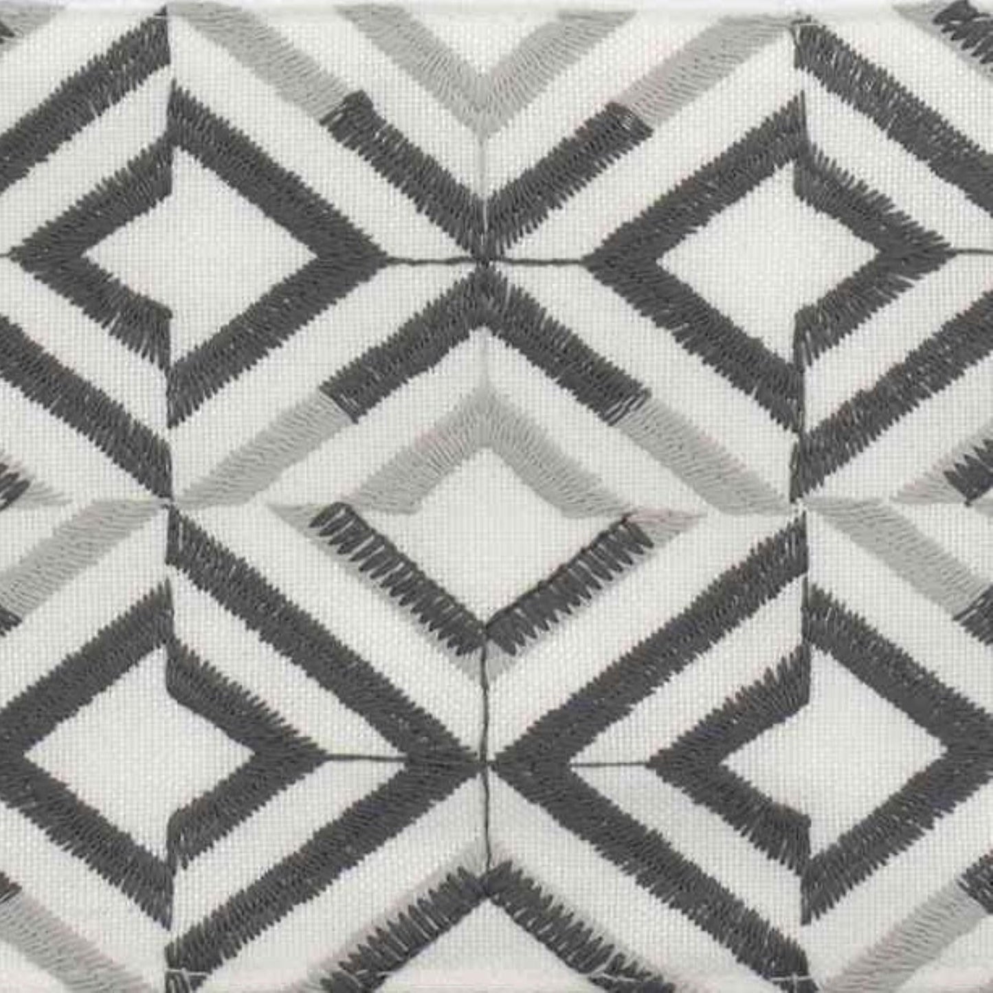 Avanti Linens - Bath Towel, Soft & Absorbent Cotton (Harlow Collection, White)