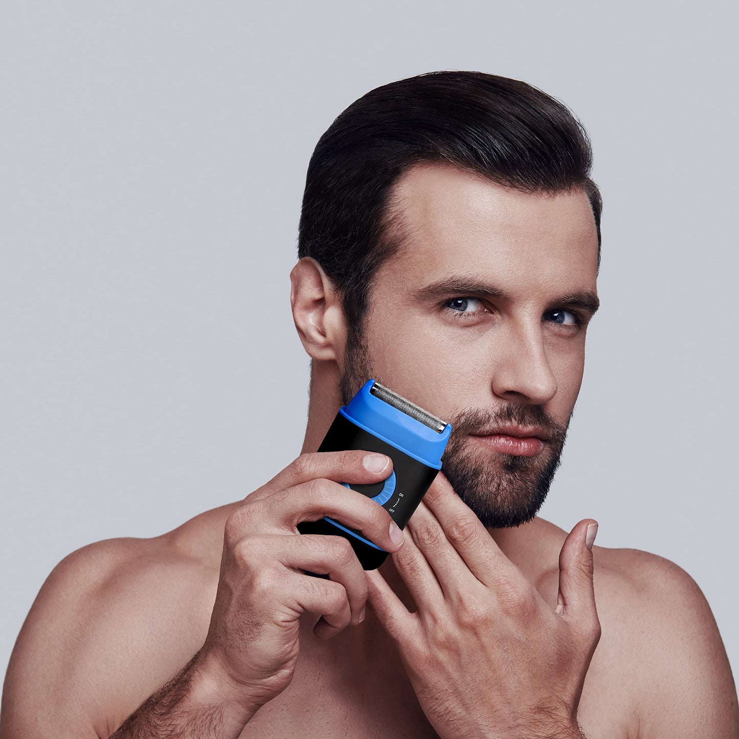 ChargeWorx Travel Foil Shaver for Men, Cordless Electric Razor with Pop-Up Precision Trimmer, Lightweight Battery-Operated Face Shaver for Sensitive Beauty and Personal Care CHARGEWORX