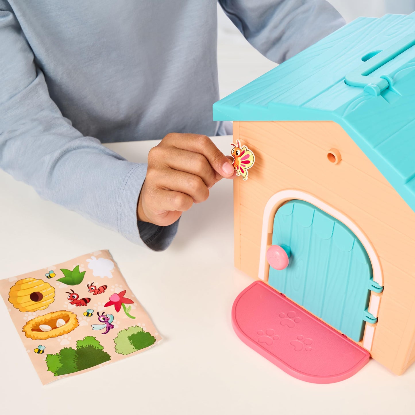 Little Live Pets My Puppy's Home Mini Playset, Orange, Play Dog with Building Dog House Toys, Customizable Puppy Plush Toy for Kids of Ages 5+