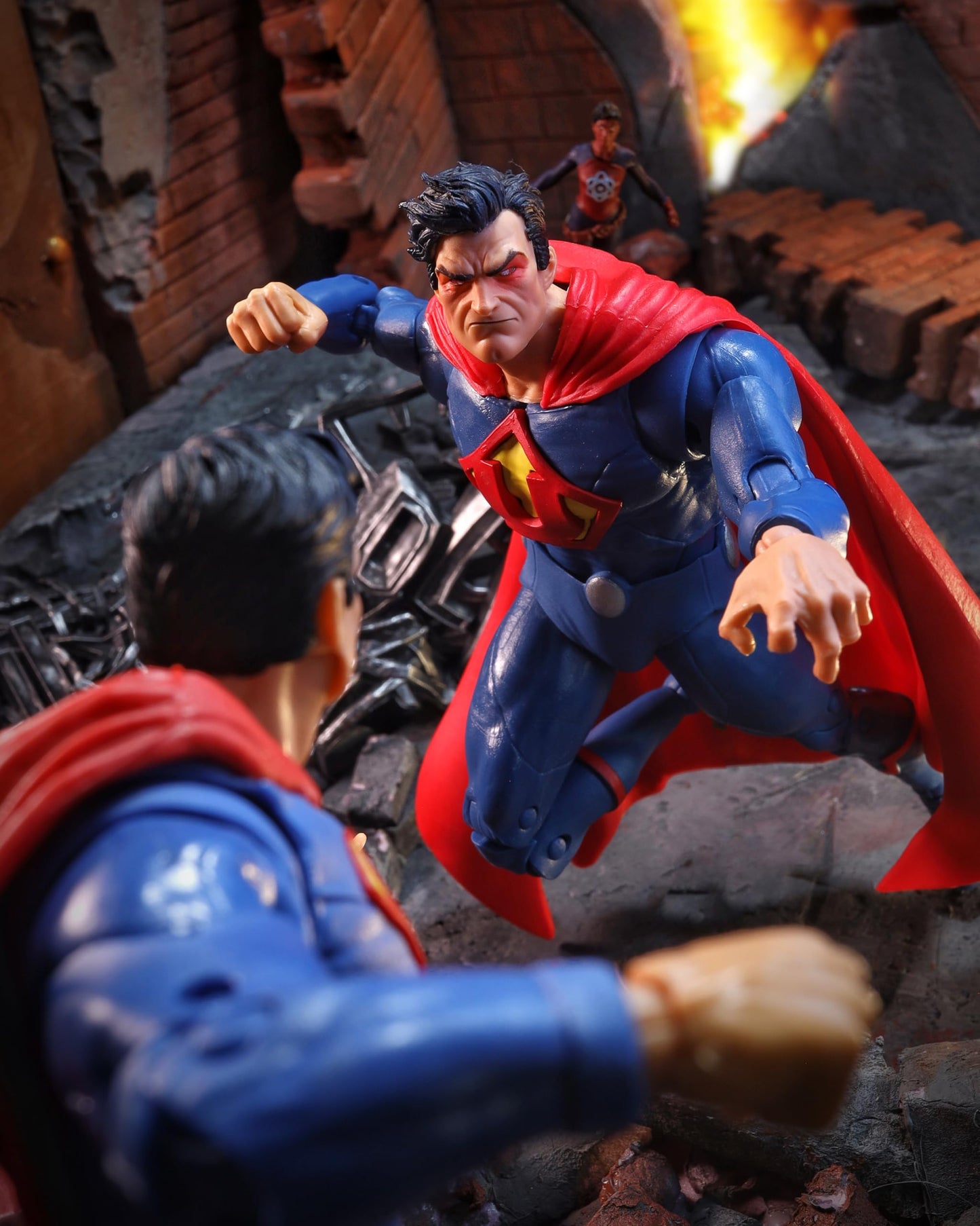 McFarlane Toys - DC Multiverse Superman vs Superman of Earth-3 with Atomica 7in Figure 2pk