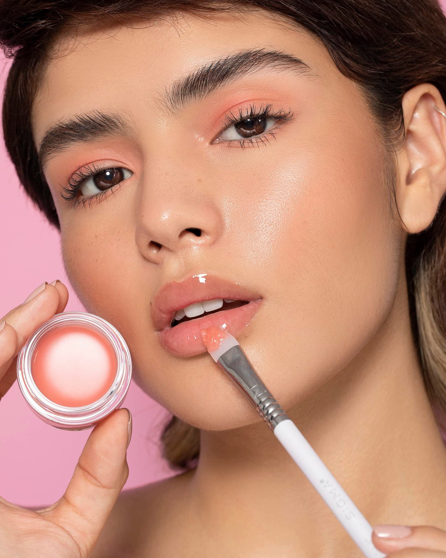 Sigma Beauty S02 Spatula Skincare Brush - Silicone Skincare Tool for Applying Skincare Products to Face and Skin, Face Mask Brush Applicator