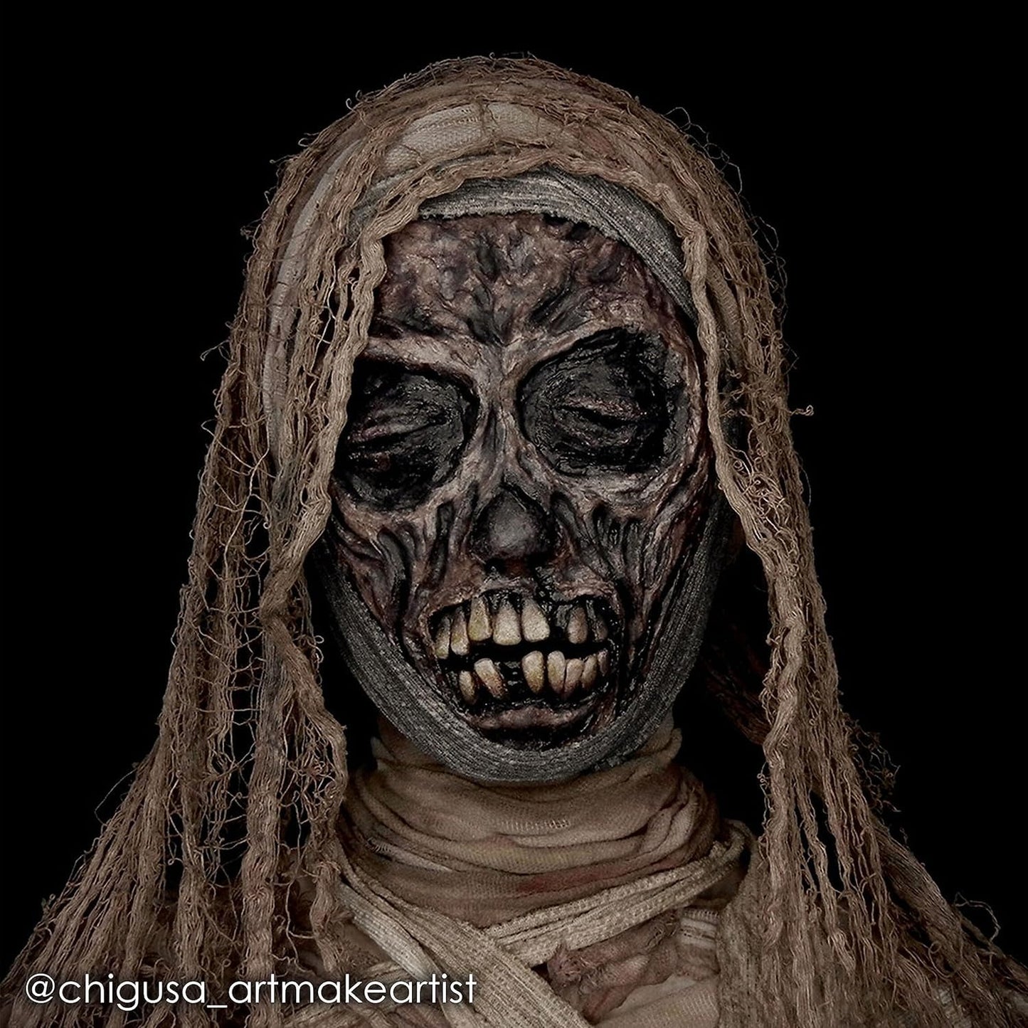Mehron Makeup Liquid Latex | SFX Makeup | Halloween | Latex Glue for Skin | Prosthetic Glue 1 fl oz (30 ml) (Dark Flesh)