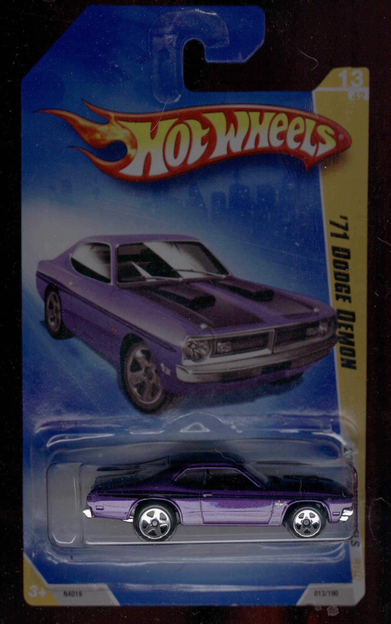 Hot Wheels 2009-013 '71 1971 PURPLE Dodge Demon New Models 1:64 Scale