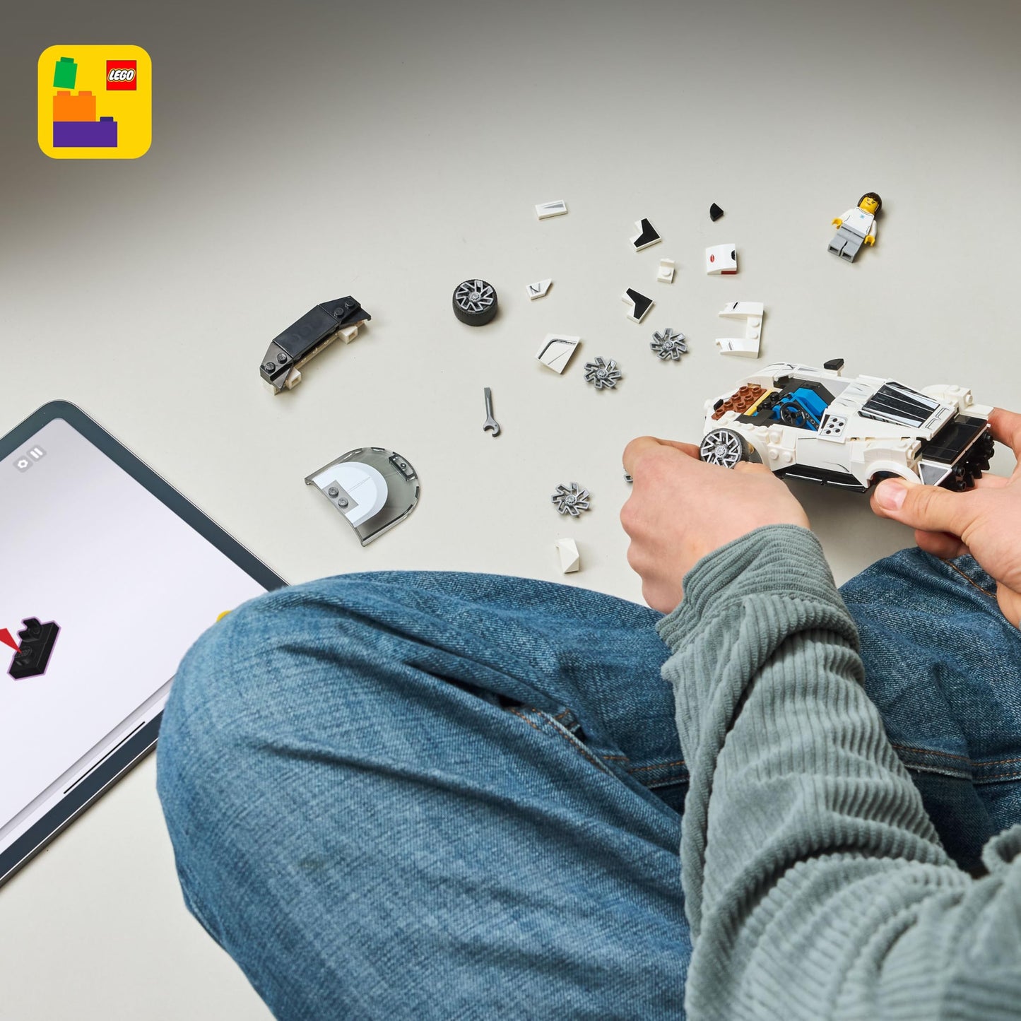 LEGO Speed Champions Bugatti Centodieci 77240 Hypercar Toy, Buildable Model Kit for Kids Ages 9+, Pretend Play Sports Car Gift for Racing Fans