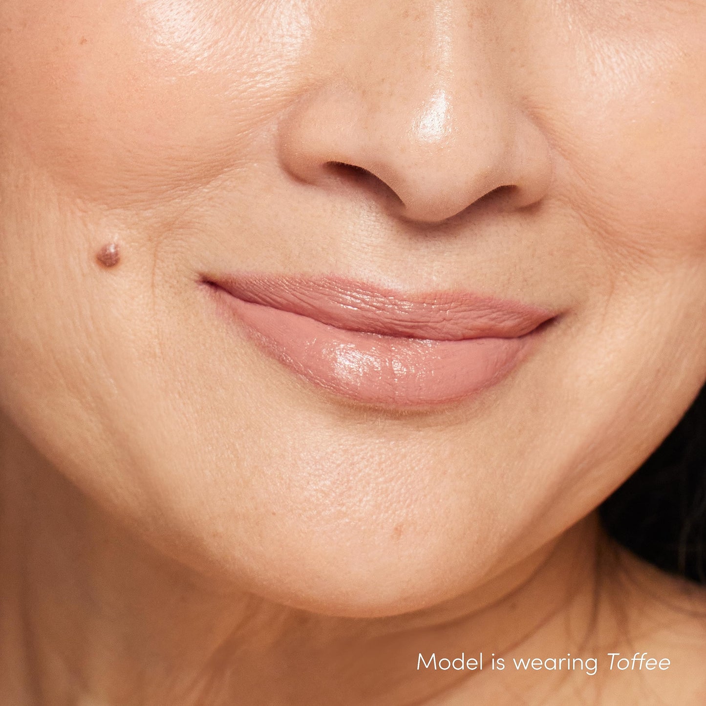 jane iredale ColorLuxe Hydrating Cream Lipstick, Creamy, Highly Pigmented Lip Color Delivers Weightless Moisture and Bold Payoff, Satin Finish, Vegan