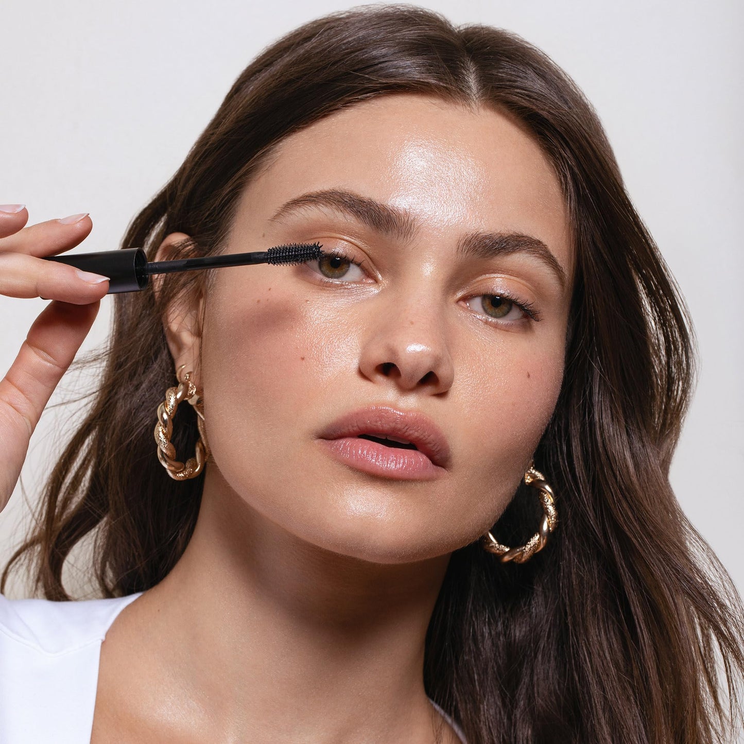 Saie Mascara 101 - Lash Lengthening Mascara for Thick, Bold, Lifted Lashes - Buildable Eye Makeup Formulated to Strengthen and Condition with Rich