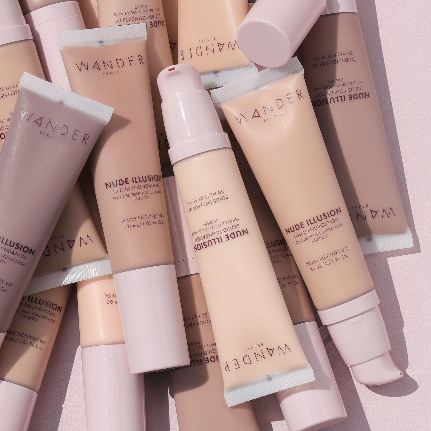 Wander Beauty Nude Illusion Liquid Foundation - Golden Tan - Medium to Full Coverage Foundation - Natural Makeup with Vitamin E & Macadamia - Nude Skin Finish Blurs & Conceals - 1.01 fl oz