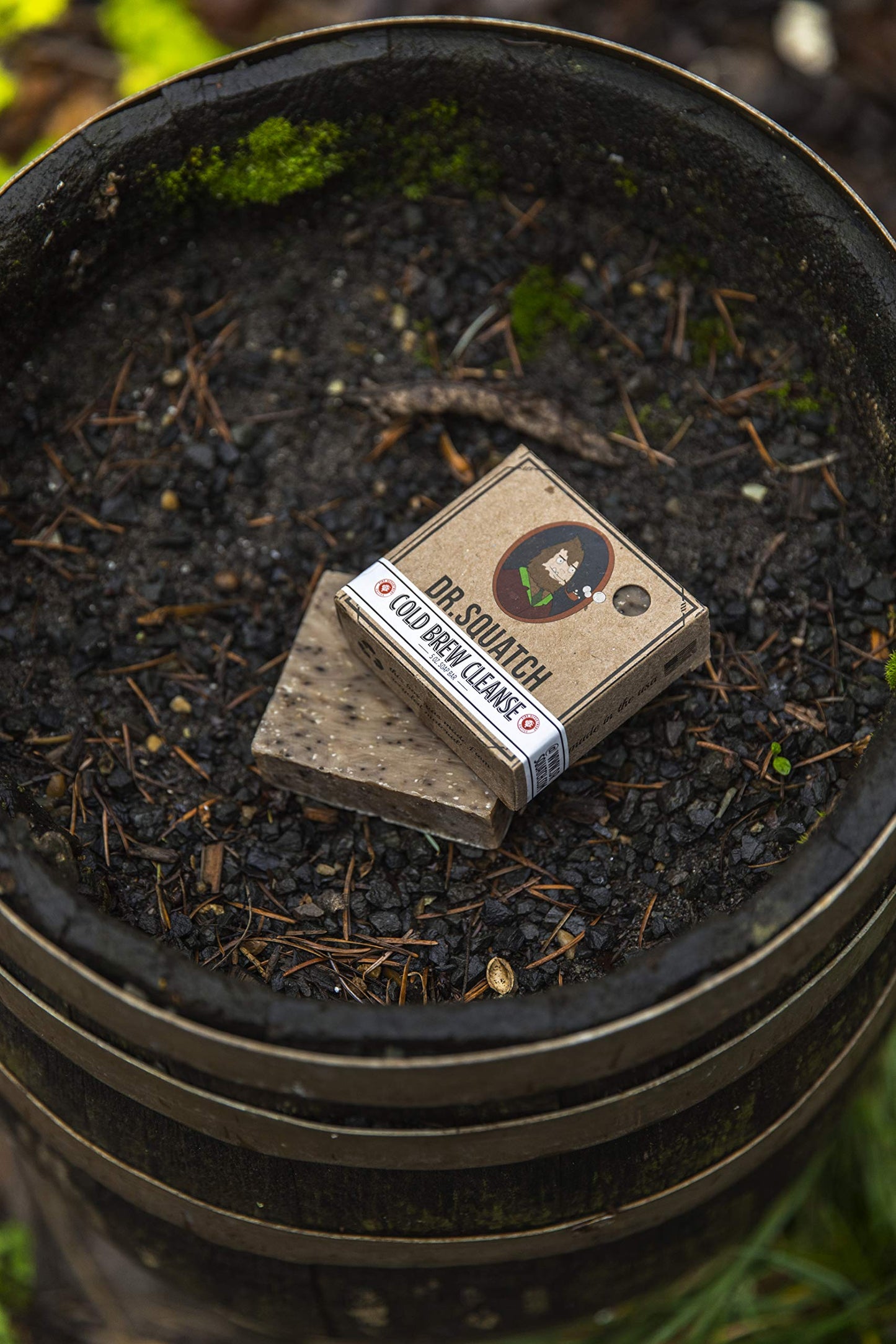 Dr. Squatch Cold Brew Cleanse Coffee Soap Bar - Blend of Shea Butter, Salt, Kaoilin Clay, and Some Top Notch Coffee Beans - Organic Handmade in USA