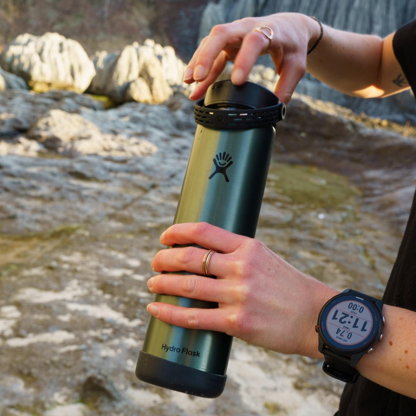 Hydro Flask 32 Oz Lightweight Trail Series Wide Flex Cap Serpentine- Hiking Water Bottle