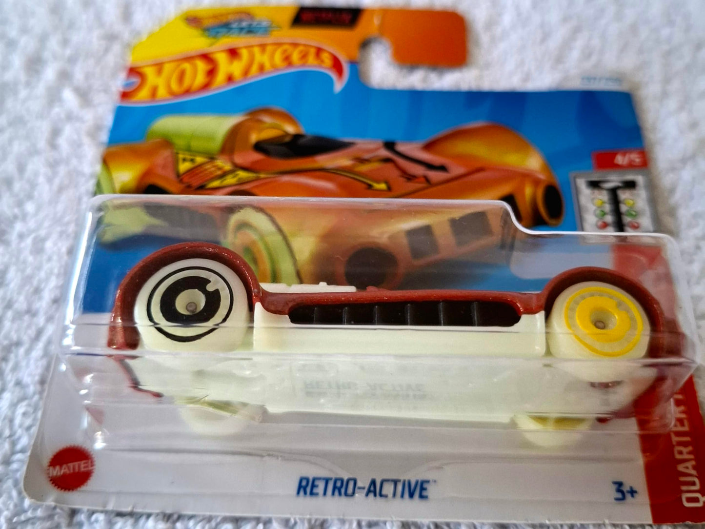 Hot Wheels Retro-Active Orange Quarter Mile Heroes 4/5 Die-Cast Car Model