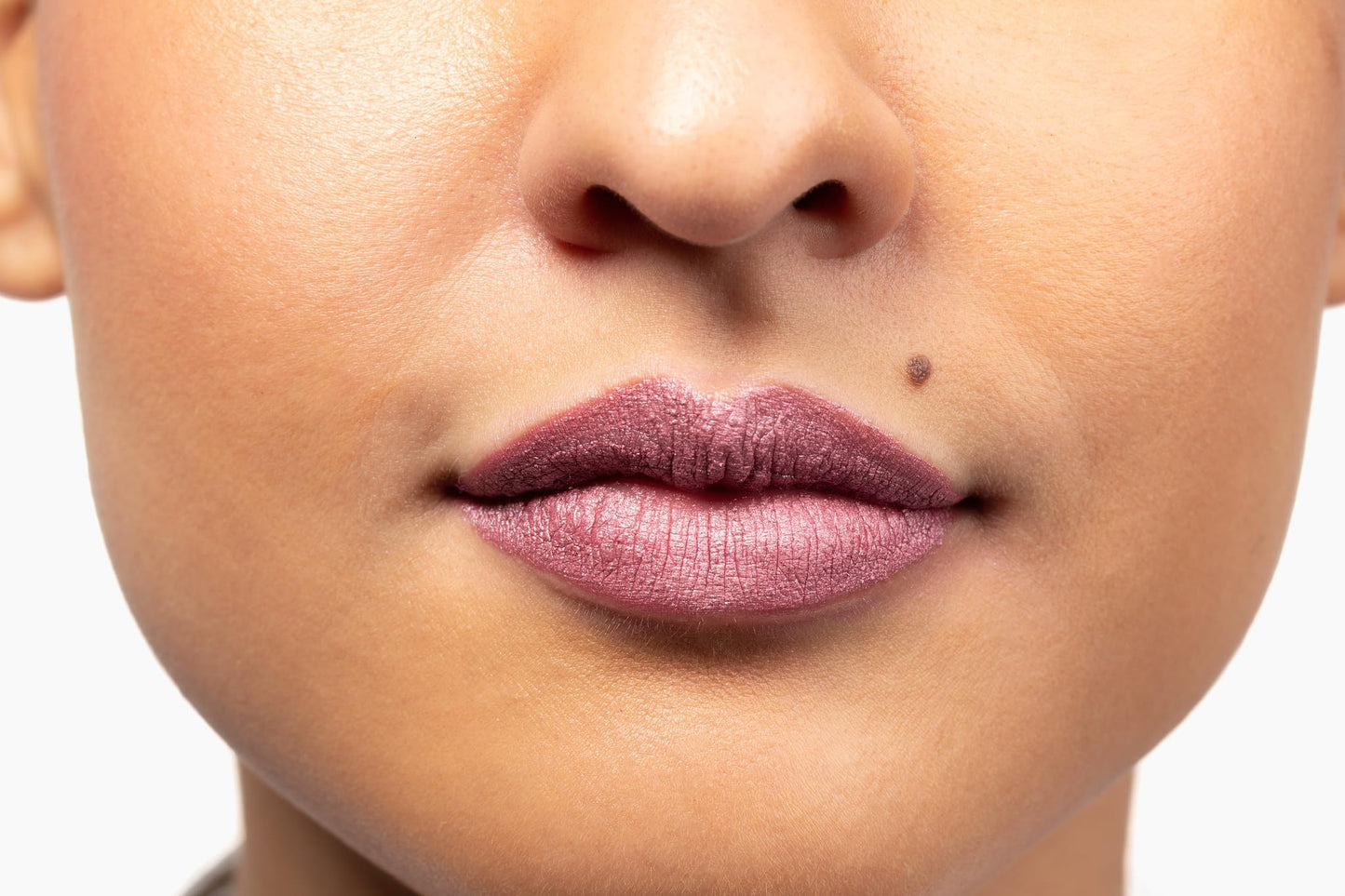 Aromi Metallic Matte Liquid Lipstick | Dusty Rose Pink, Light Rosy Mauve Lip Color with Shimmery Finish, Long-lasting, Waterproof, Vegan (Fairy Tale)