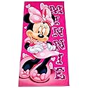 Disney Minnie Mouse Sassy Hearts Beach Towel