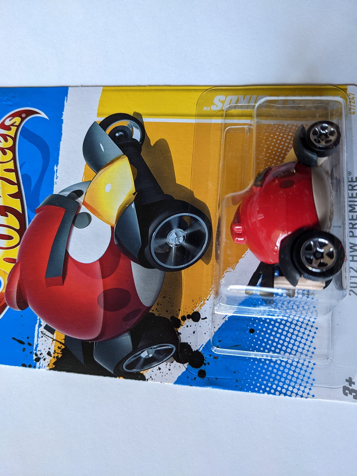 Angry Birds Red Bird Hot Wheels (Born in El Segundo Ca.usa) Red Bird 1:64 Scale Collectible Die Cast Car