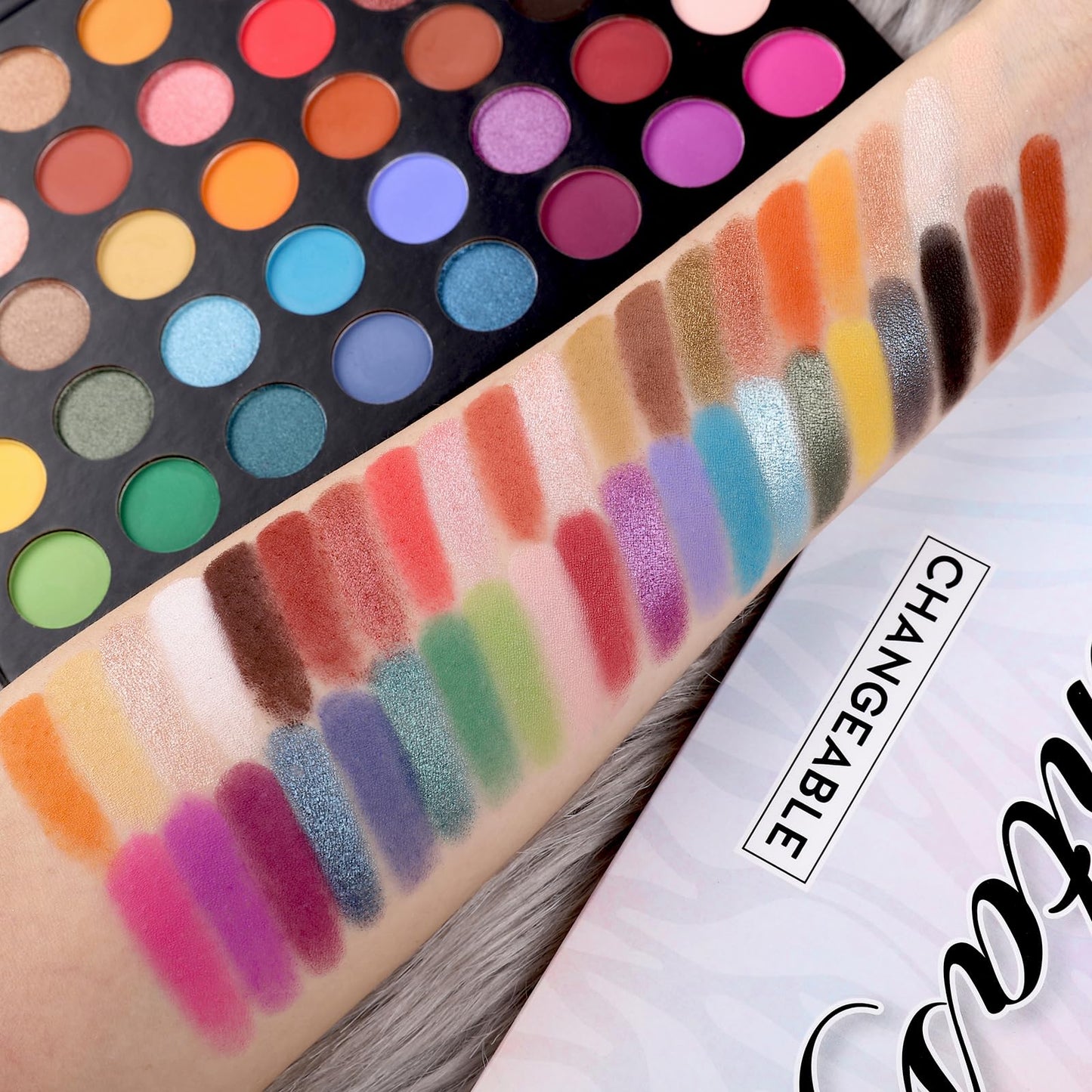 UCANBE Highly Pigmented Eye Makeup Palette, Matte Shimmer Metallic Eyeshadow Pallet Long Lasting Blendable Natural Colors Make Up Eye Shadows Beauty and Personal Care UCANBE