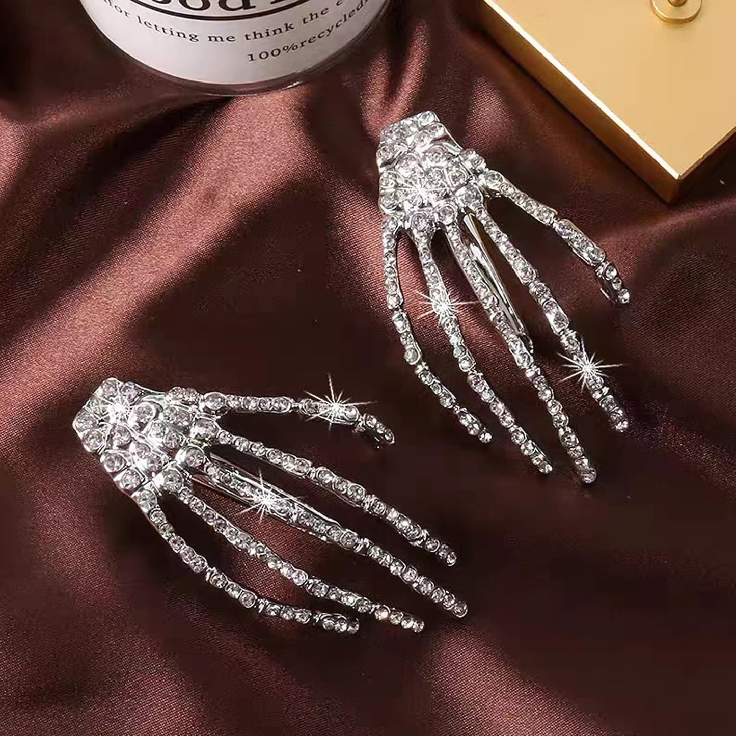 4Pcs Halloween Skeleton Hands Hair Barrettes,Halloween Hair Clips for Women Girls,Rhinestone Skull Hand Hair Clip Hairpin,Zombie Punk Rock Hair