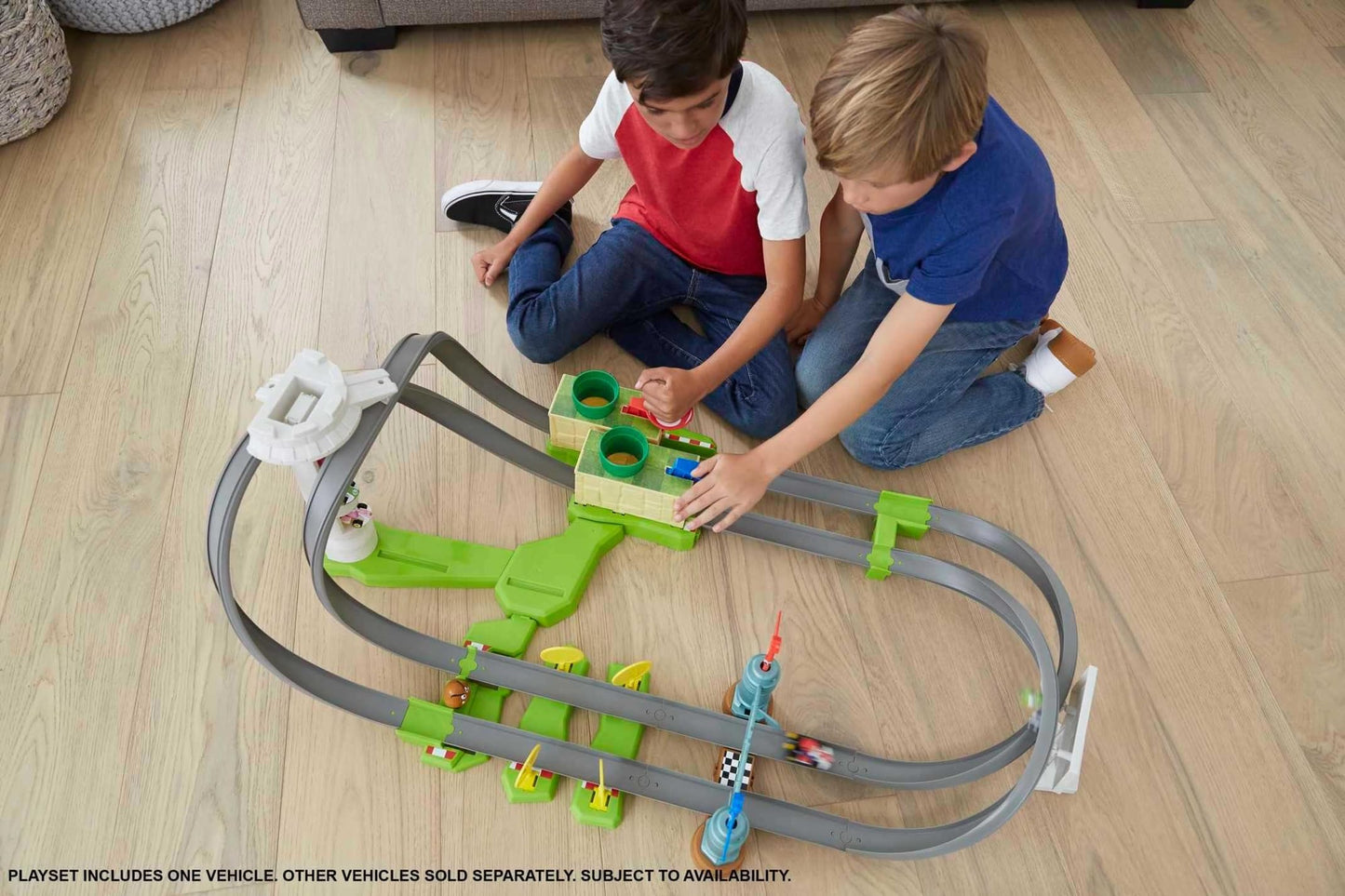 Hot Wheels Mario Kart Circuit Lite Track Set