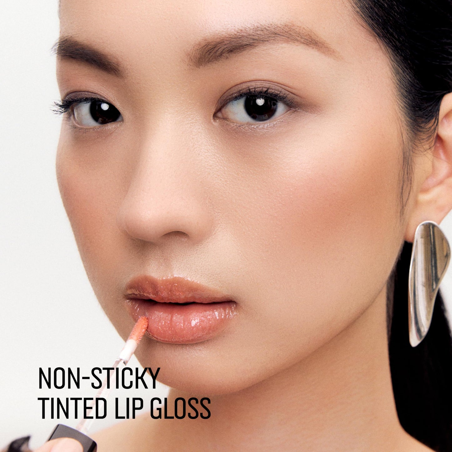 Bobbi Brown Crushed Oil-Infused Gloss | Hydrating, Non-Sticky, Tinted Lip Oil Gloss | High-Impact Shine & Comfortable Feel, 0.20 Fl Oz, Bare Sparkle