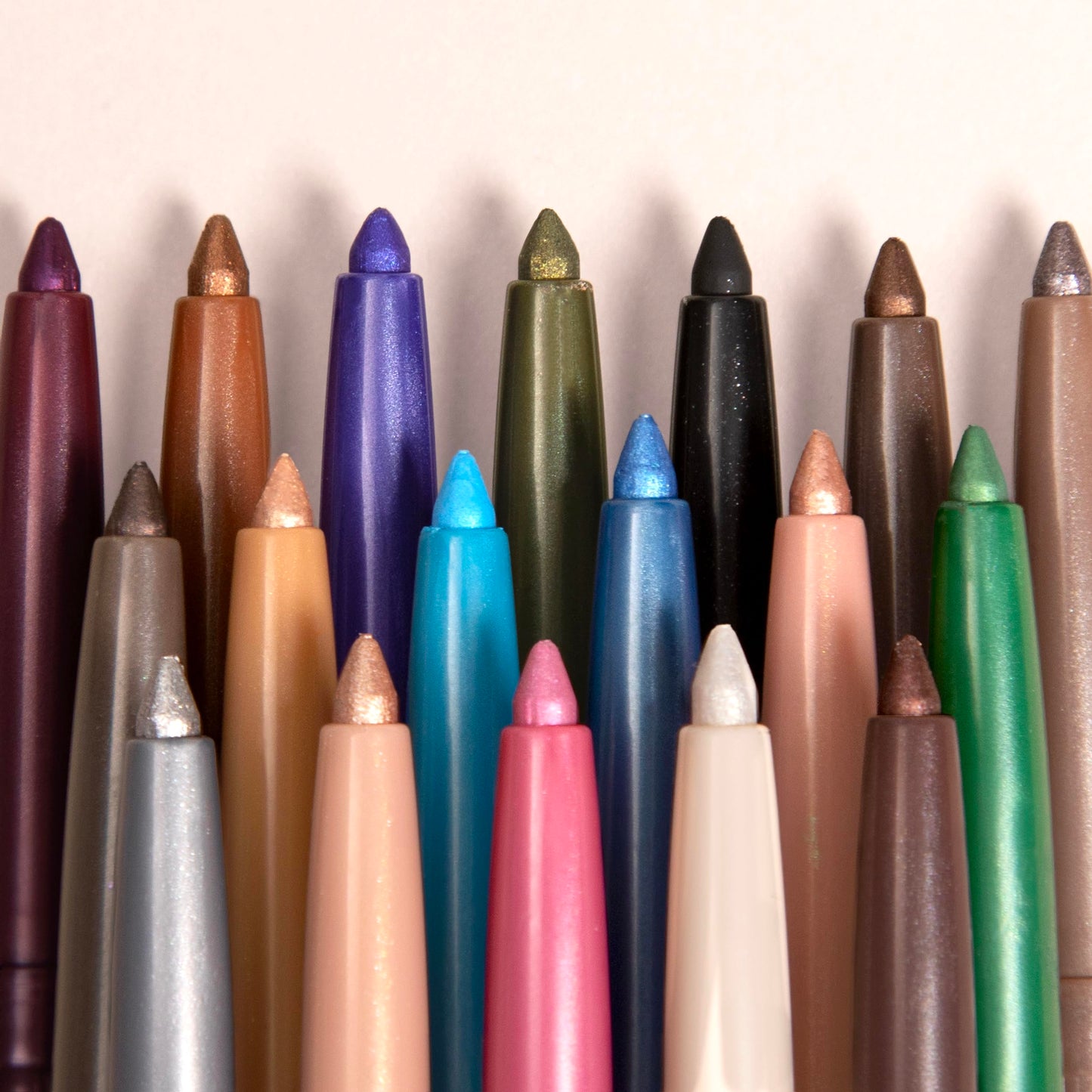 Statement Shimmer Liner (008, Shimmer Taupe)